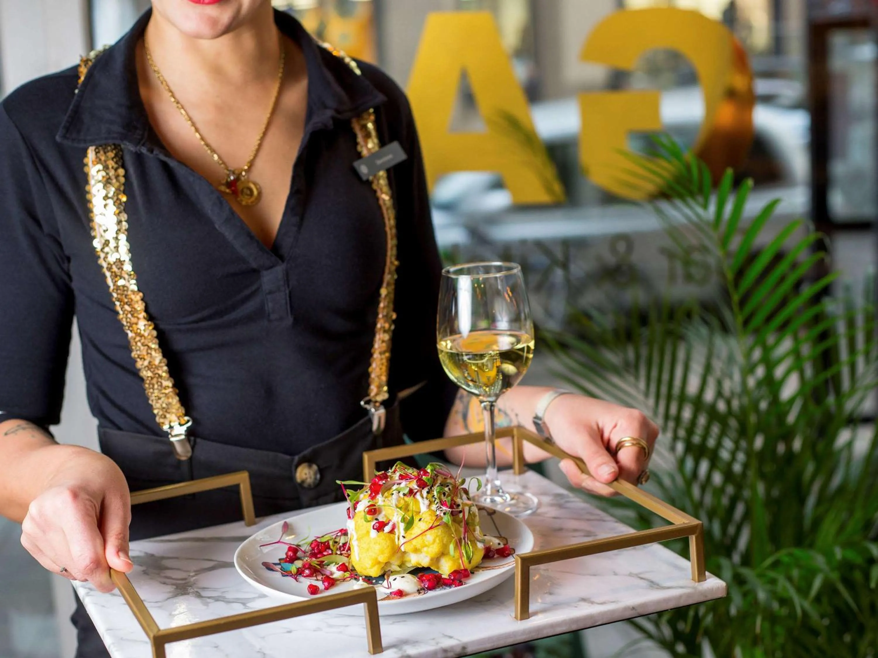 Lounge or bar in Pullman London St Pancras