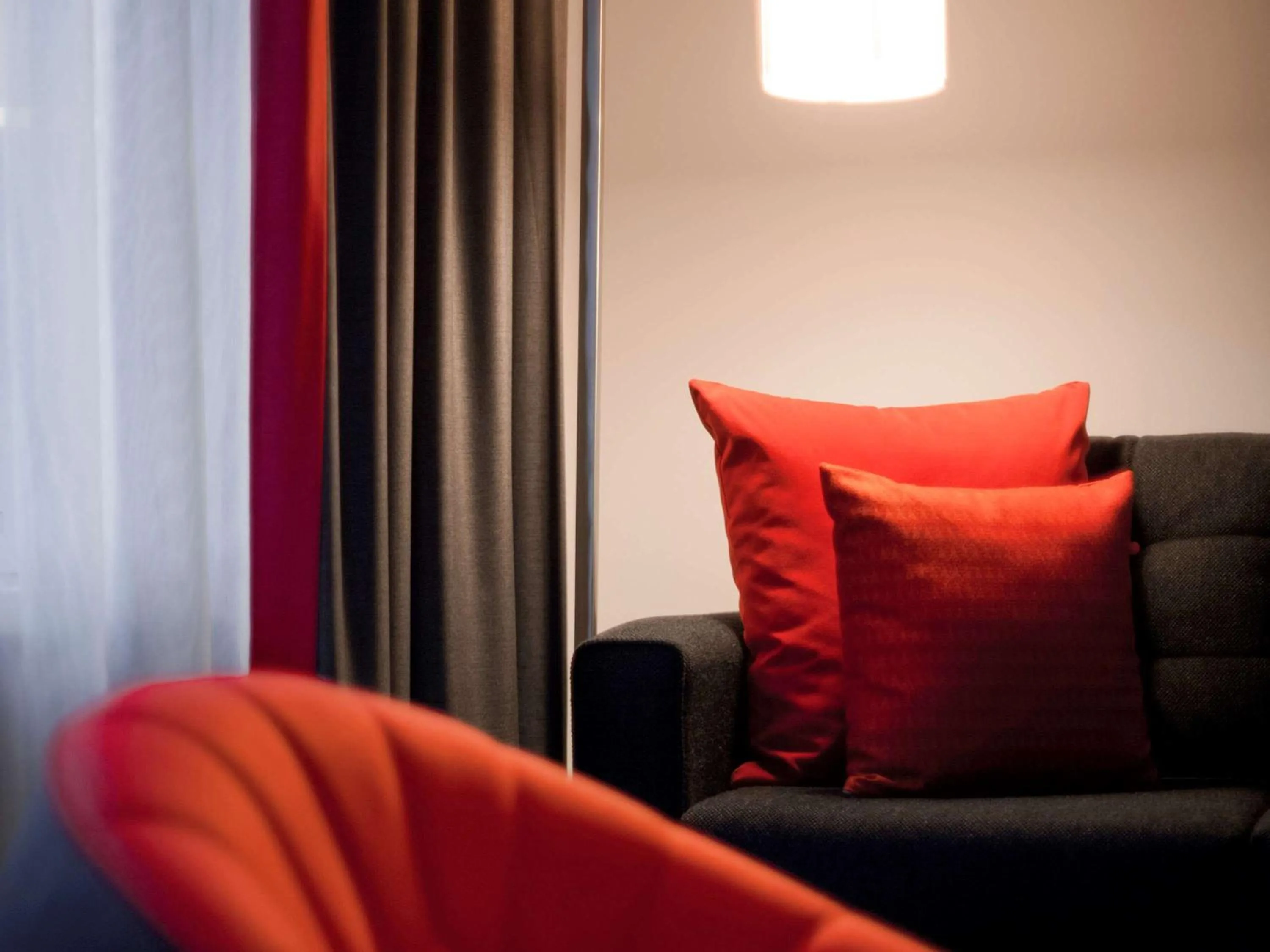 Photo of the whole room in Pullman London St Pancras