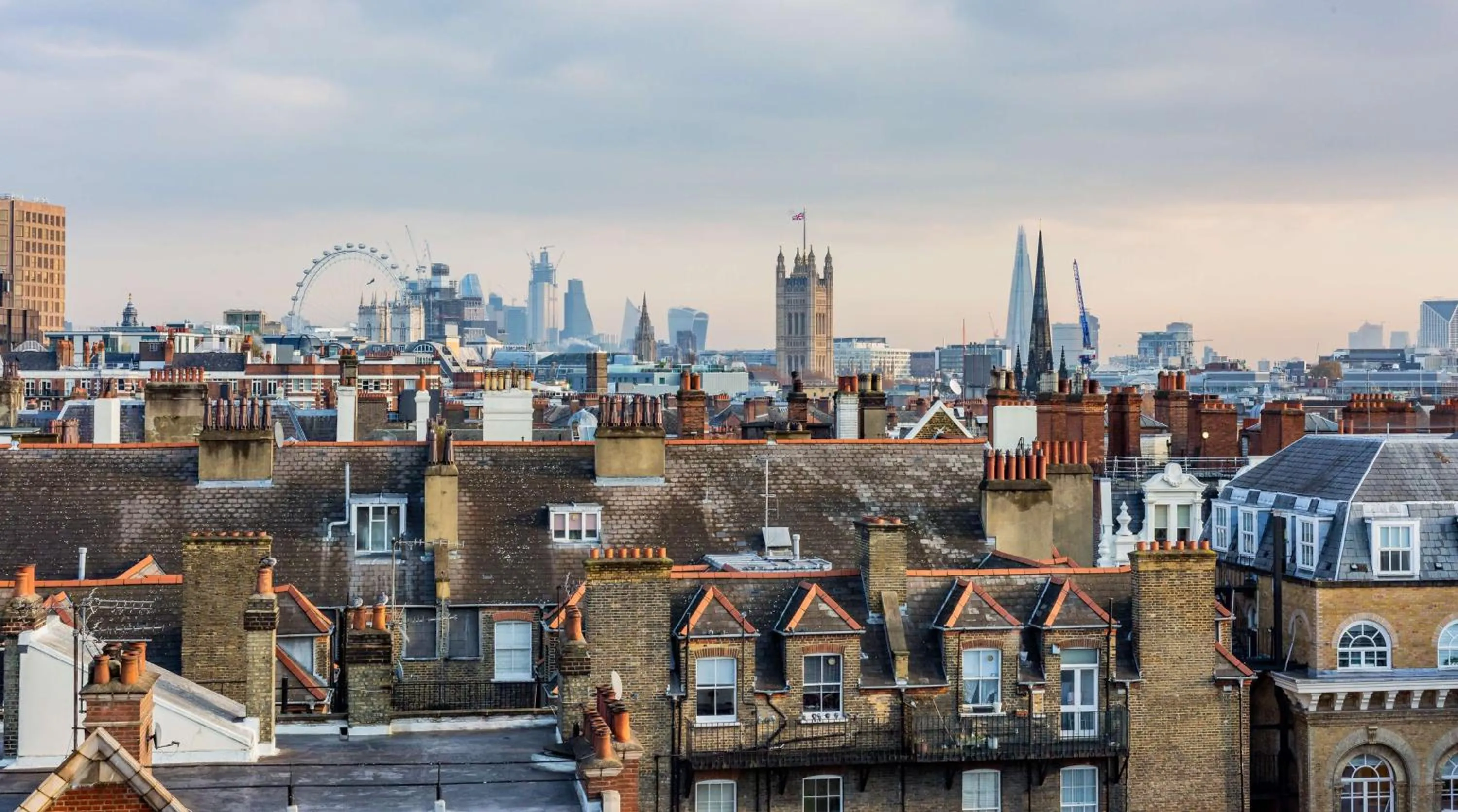 Nearby landmark in Park Plaza Victoria London