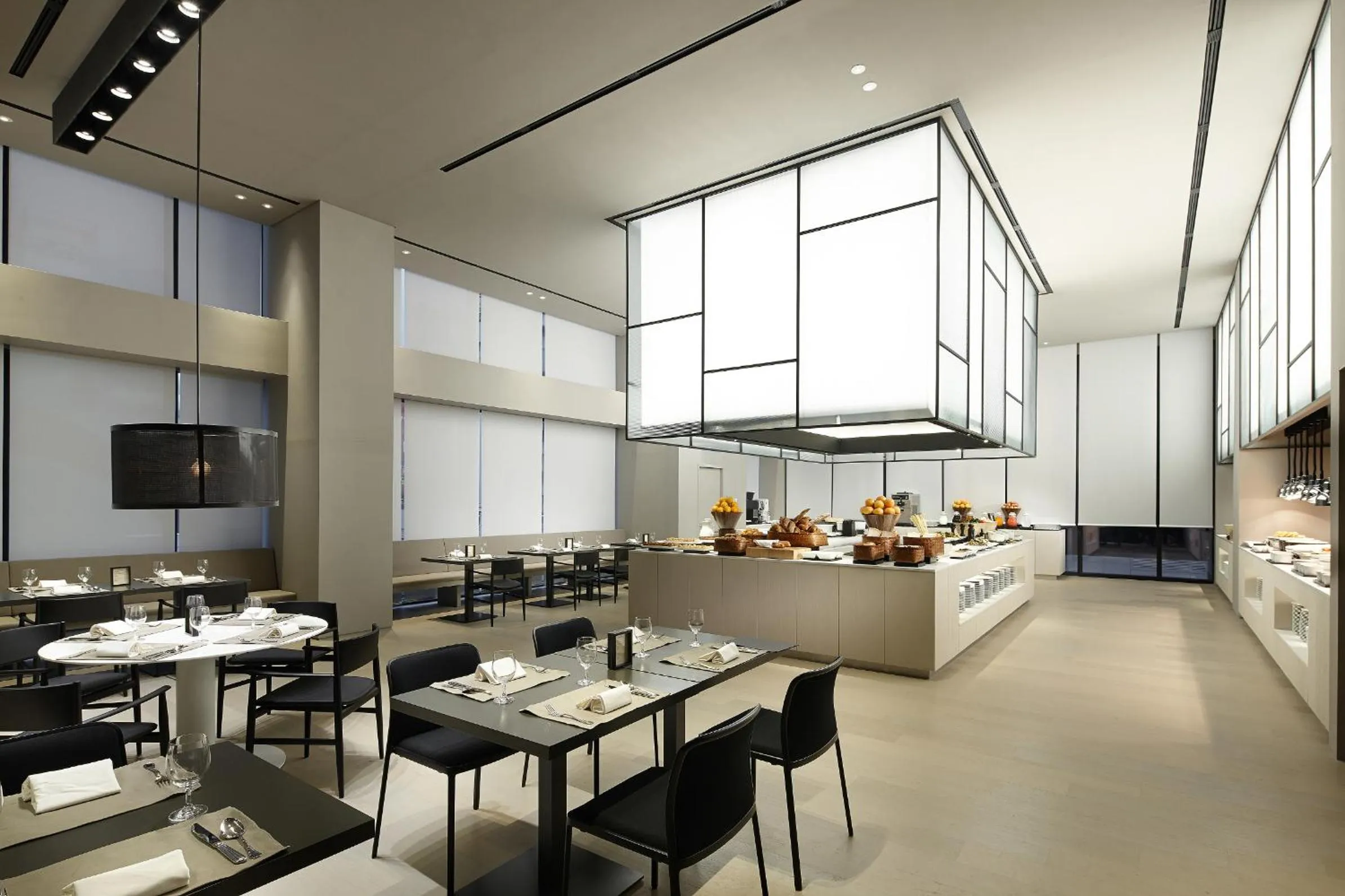 Restaurant/places to eat in Shilla Stay Busan Haeundae