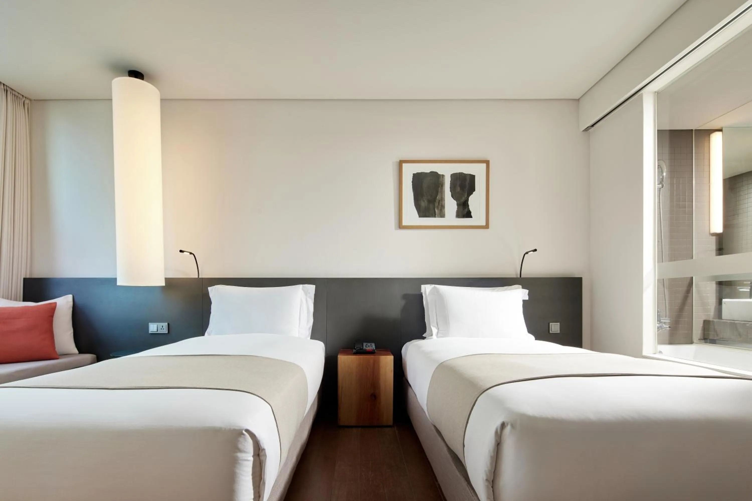 Photo of the whole room, Bed in Shilla Stay Busan Haeundae