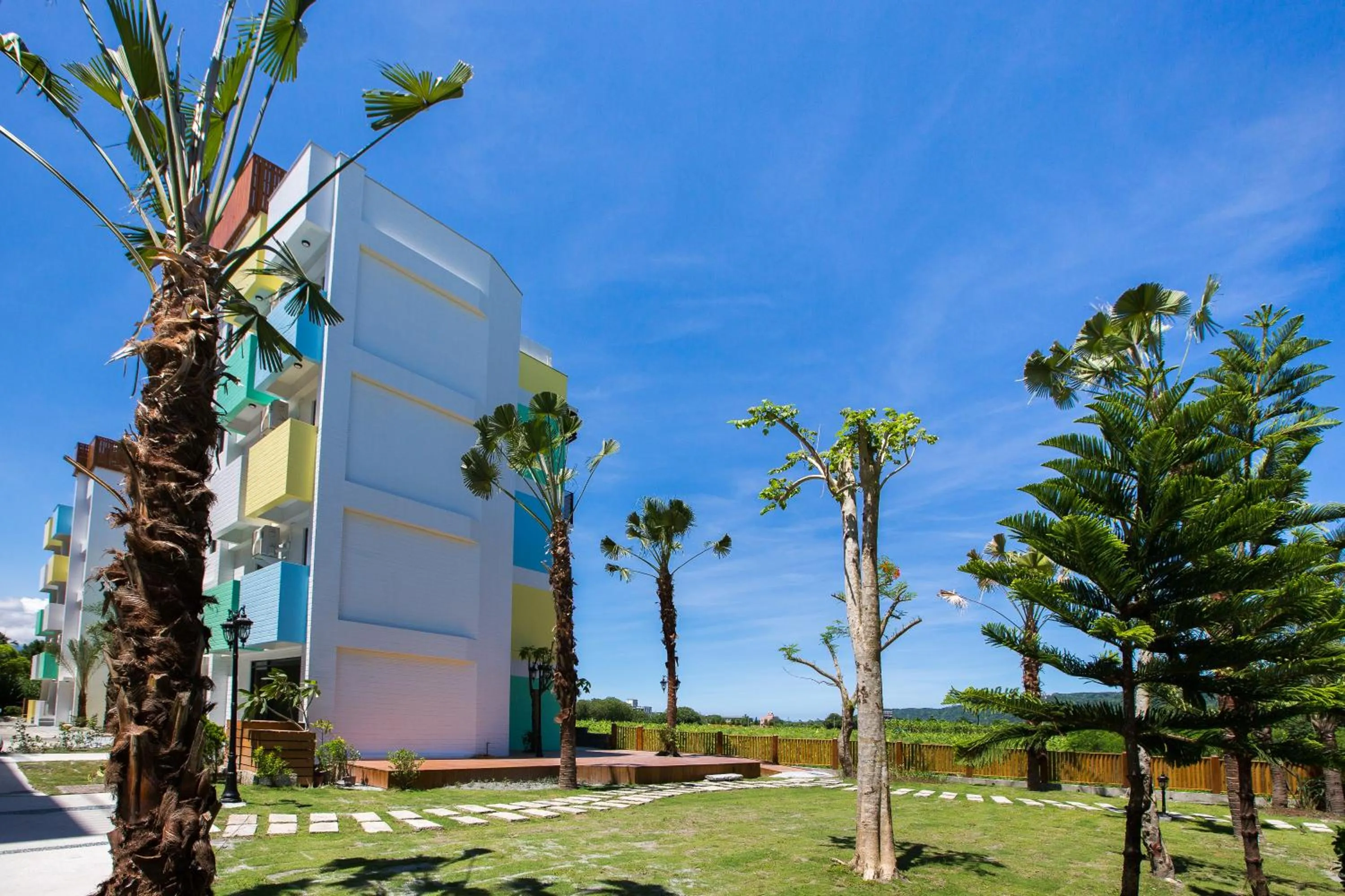 Property building in 17th Summer