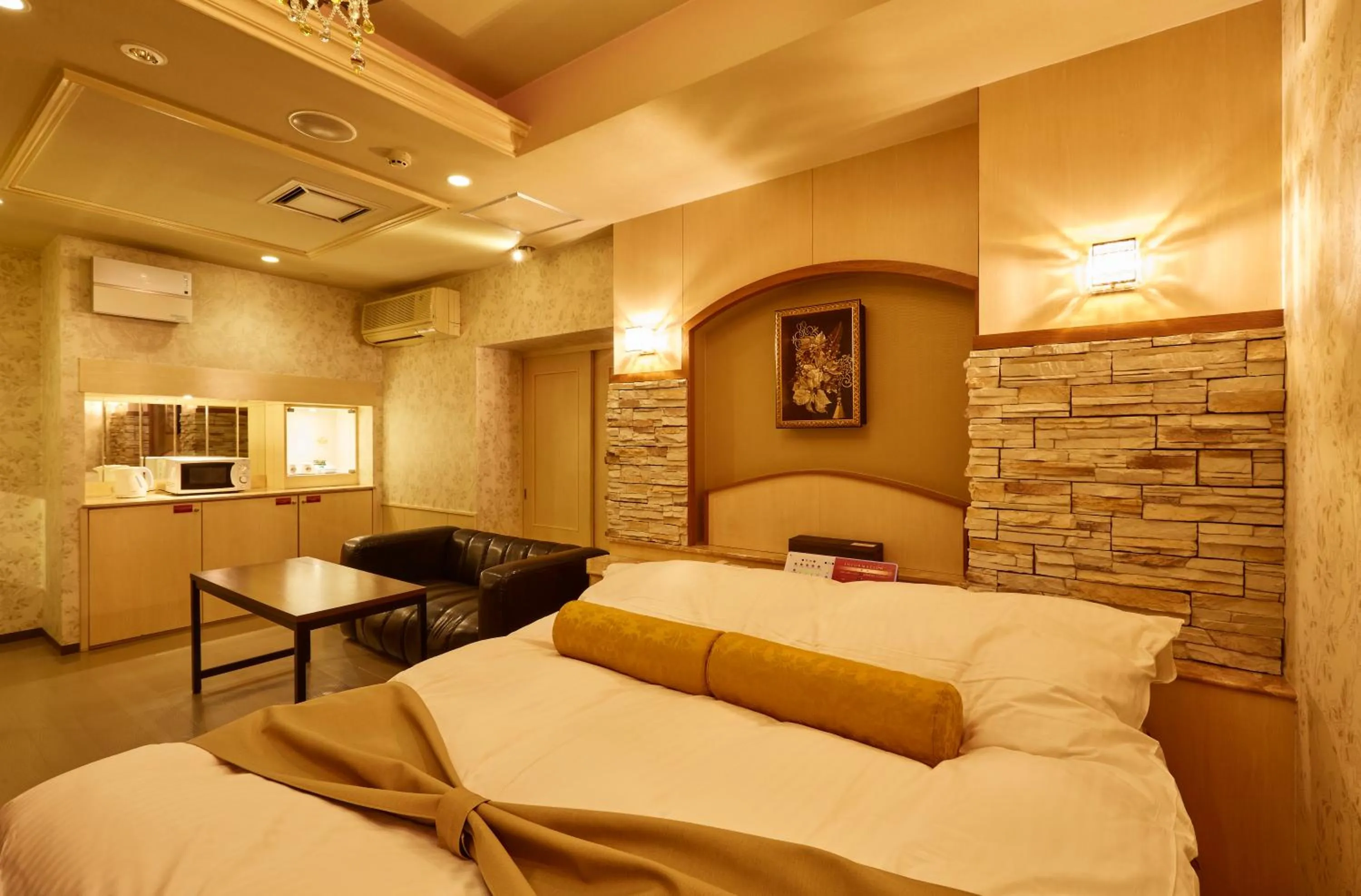 Photo of the whole room, Bed in Hotel Christmas (Leisure Hotel)