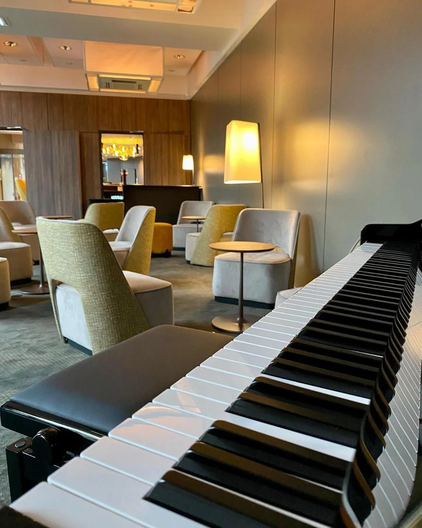 Lounge or bar in Best Western Plus Hôtel Colbert