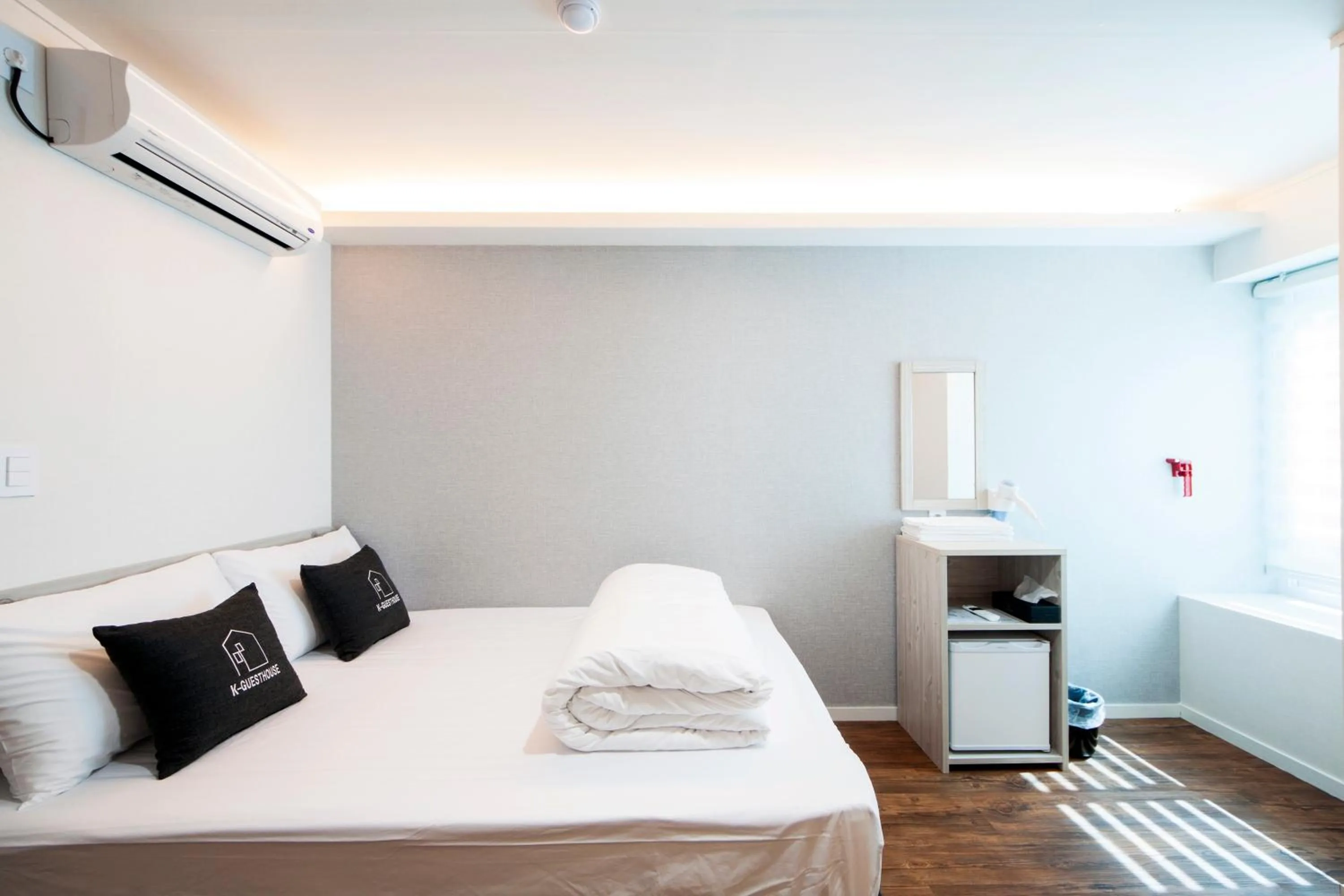 Bedroom, Bed in Seoul Grand Hostel EWHA Univ