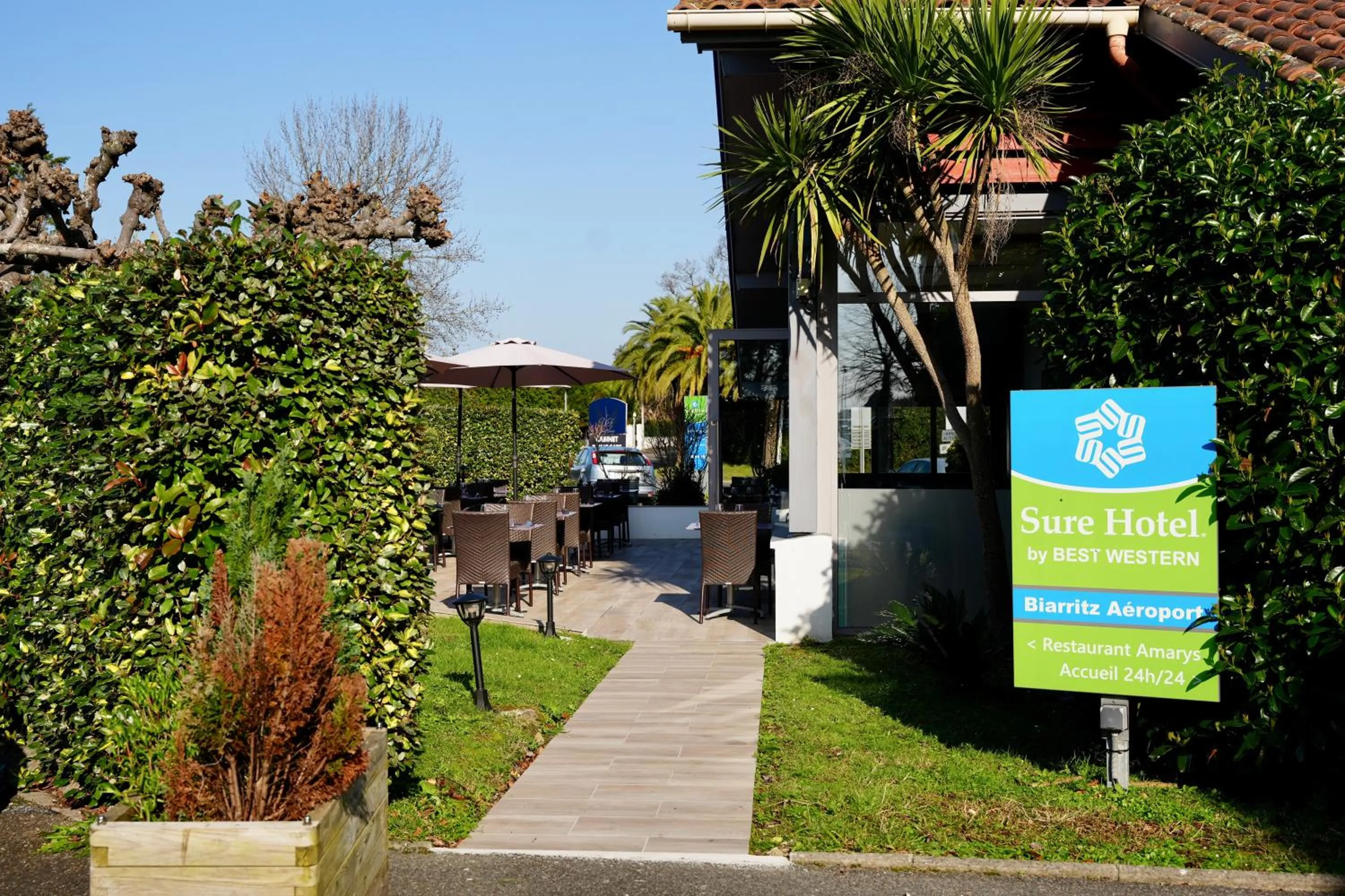 Garden in Sure Hotel by Best Western Biarritz Aeroport