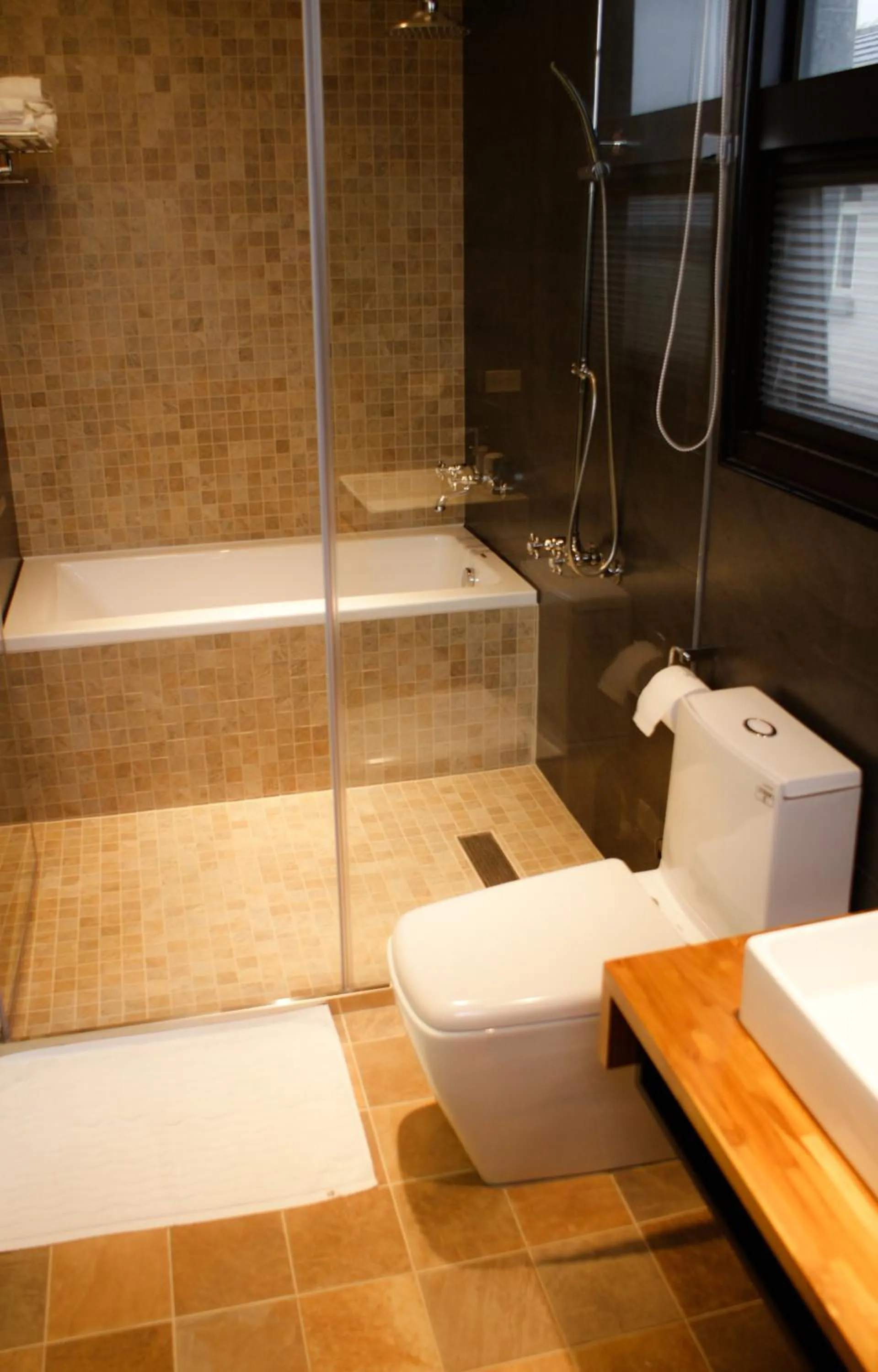 Bathroom in Sunny Stream B & B