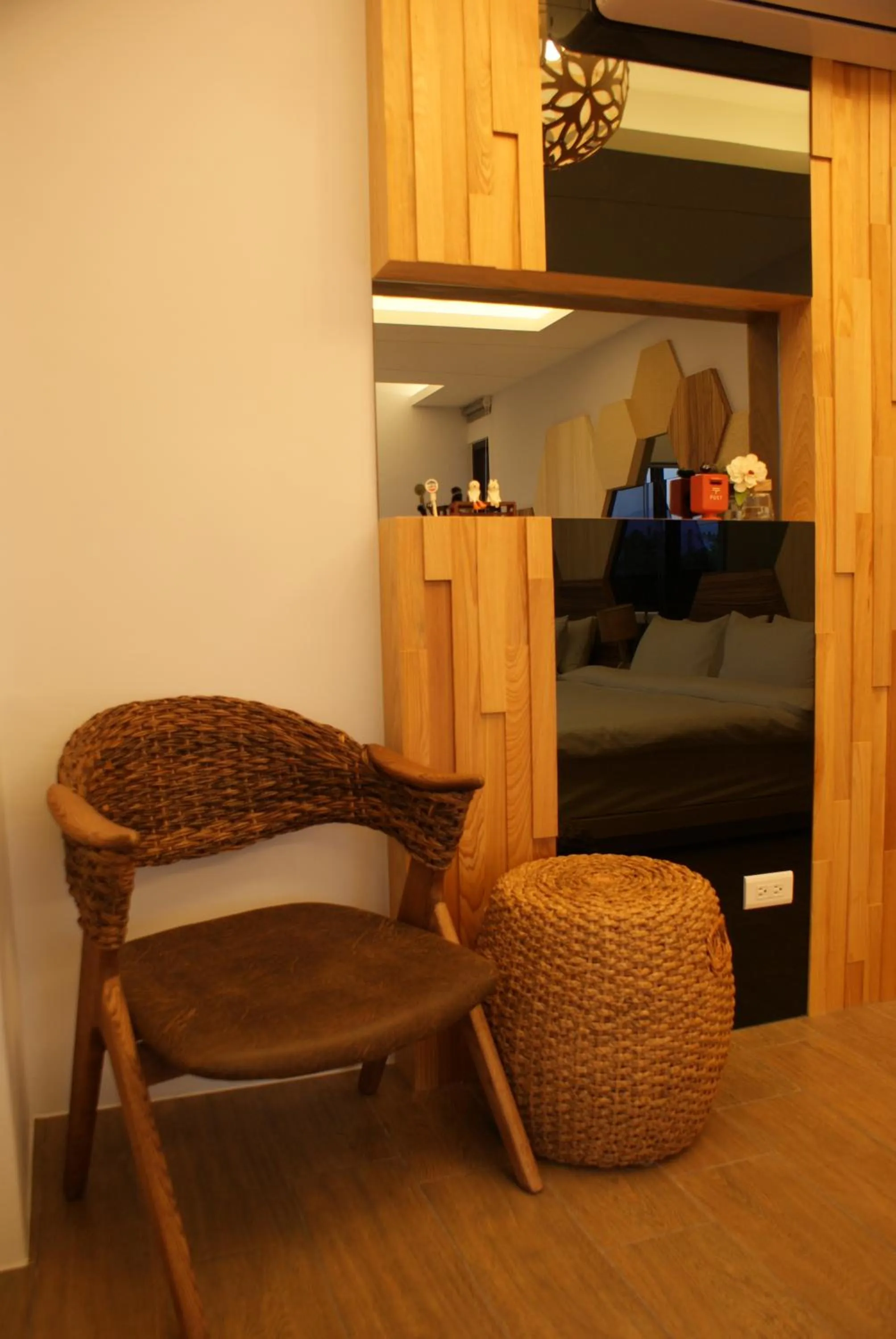 Decorative detail in Sunny Stream B & B