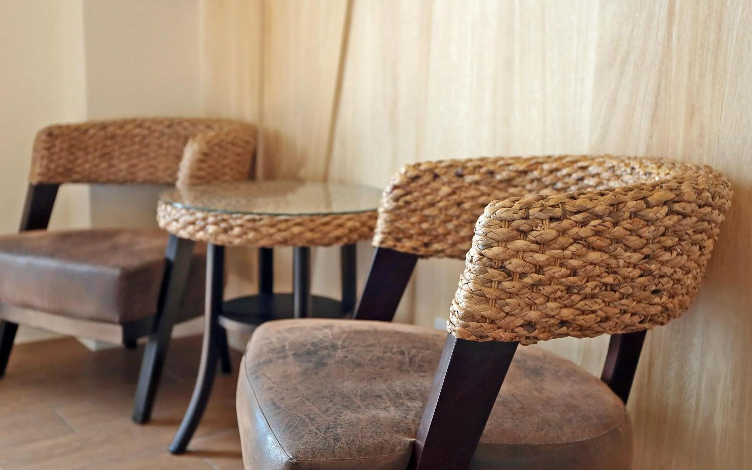 Seating area in Sunny Stream B & B