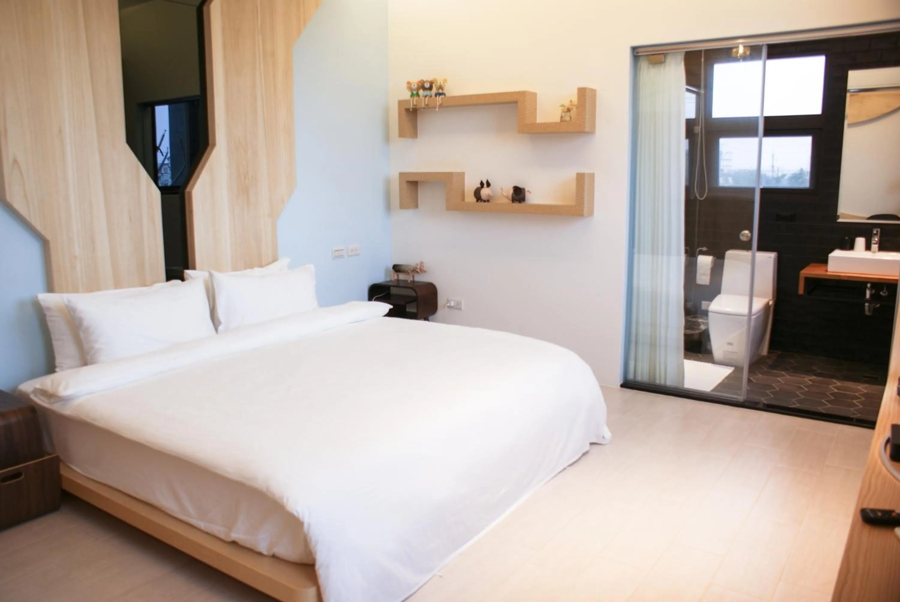 Photo of the whole room, Bed in Sunny Stream B & B