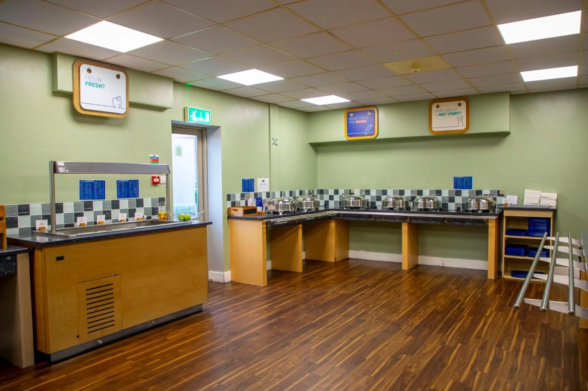 Breakfast in Holiday Inn Express Royal Docks by IHG