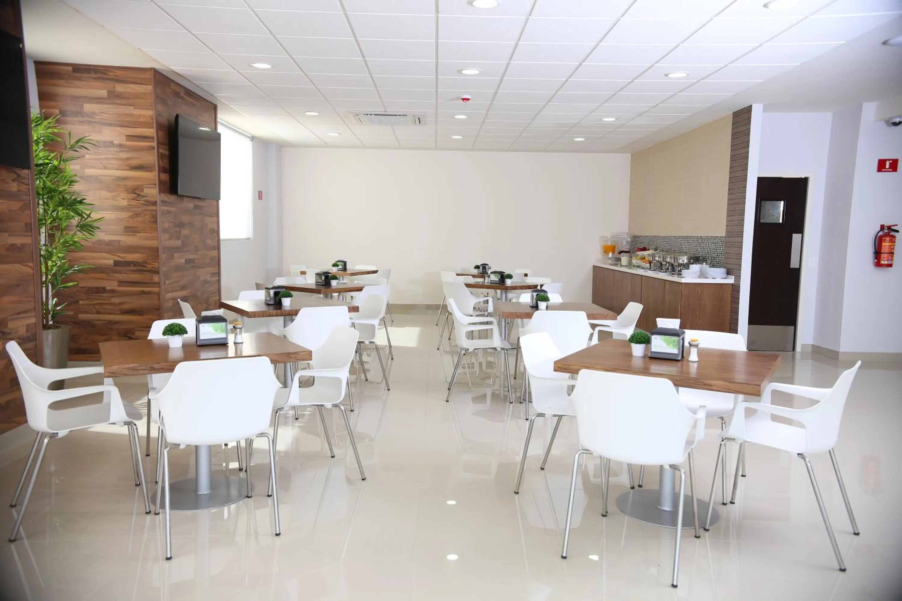 Restaurant/places to eat in Sleep Inn Hermosillo