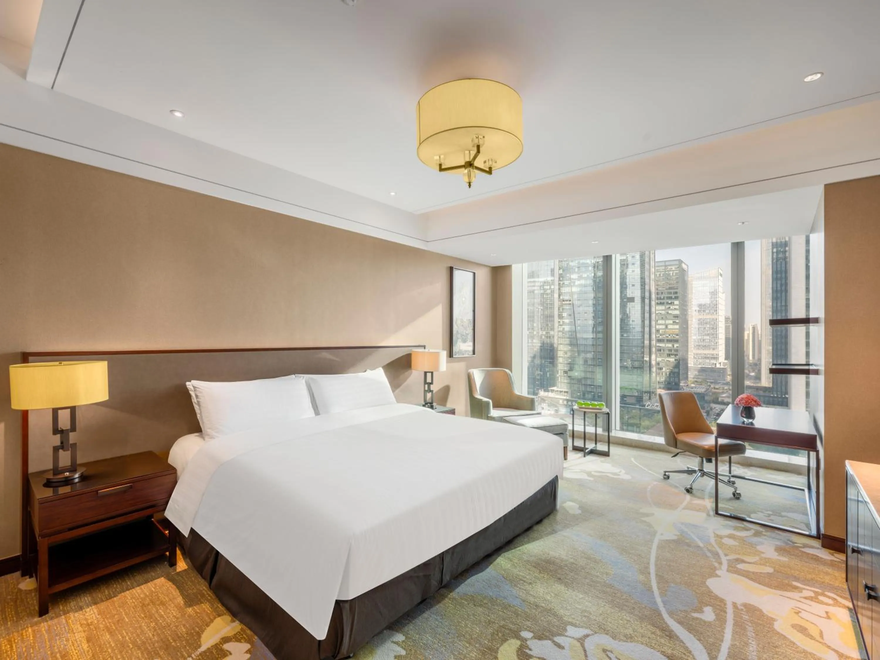Bedroom, Bed in Shangri-La Yiwu - 3 Min To The Mall, Free Coffee At Lobby