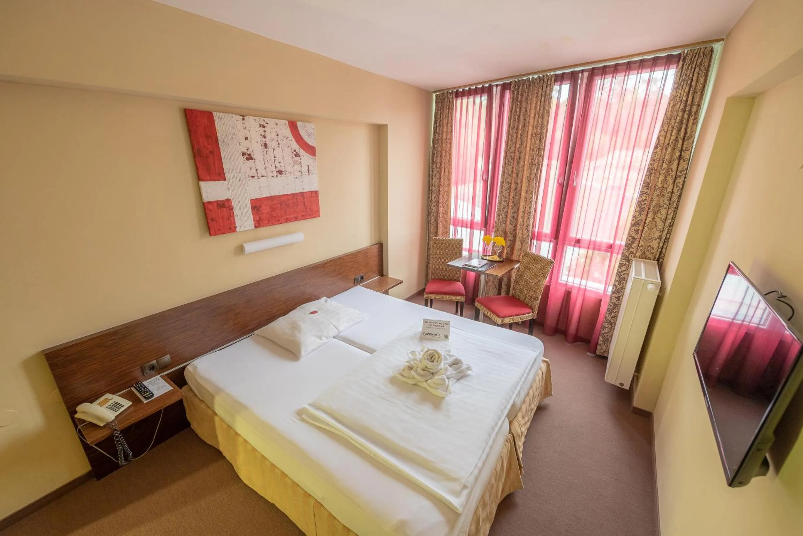 Bedroom, Bed in Parkhotel Eisenstadt