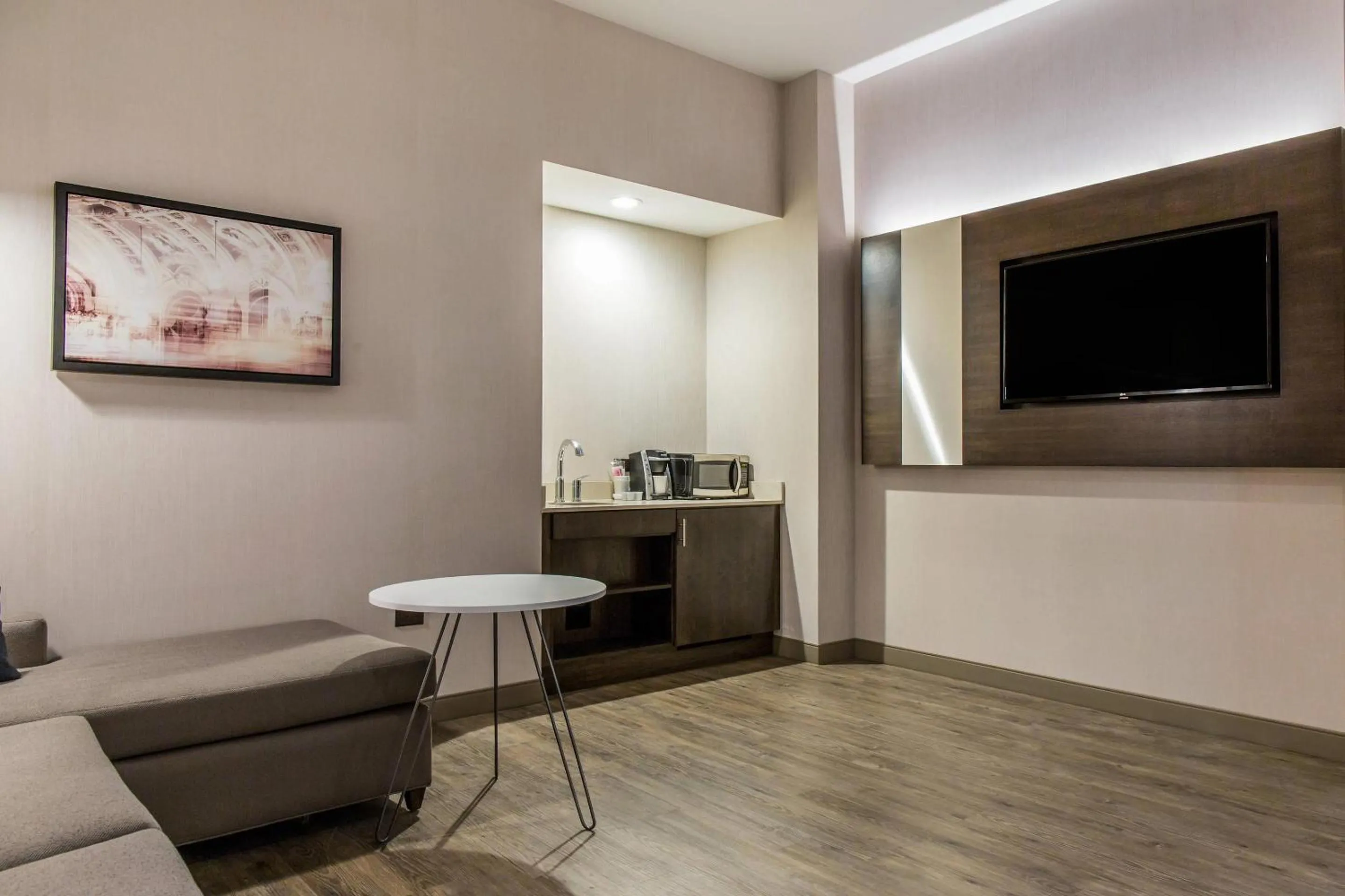 Bedroom in Cambria Hotel Chicago Loop - Theatre District