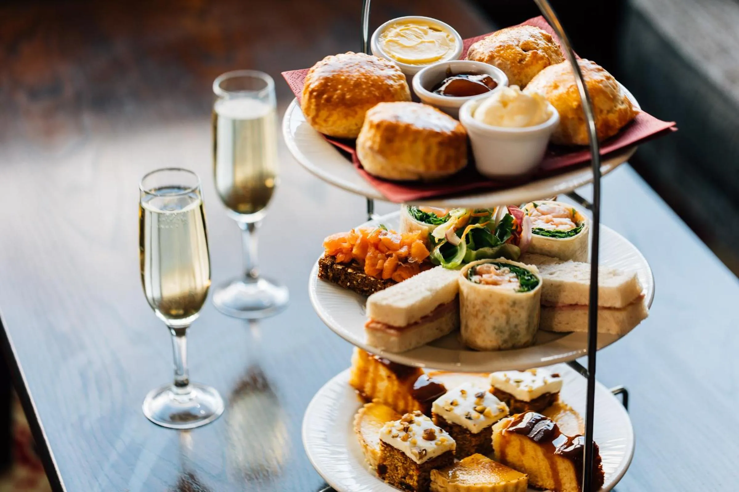 Restaurant/places to eat in Dillon’s Hotel