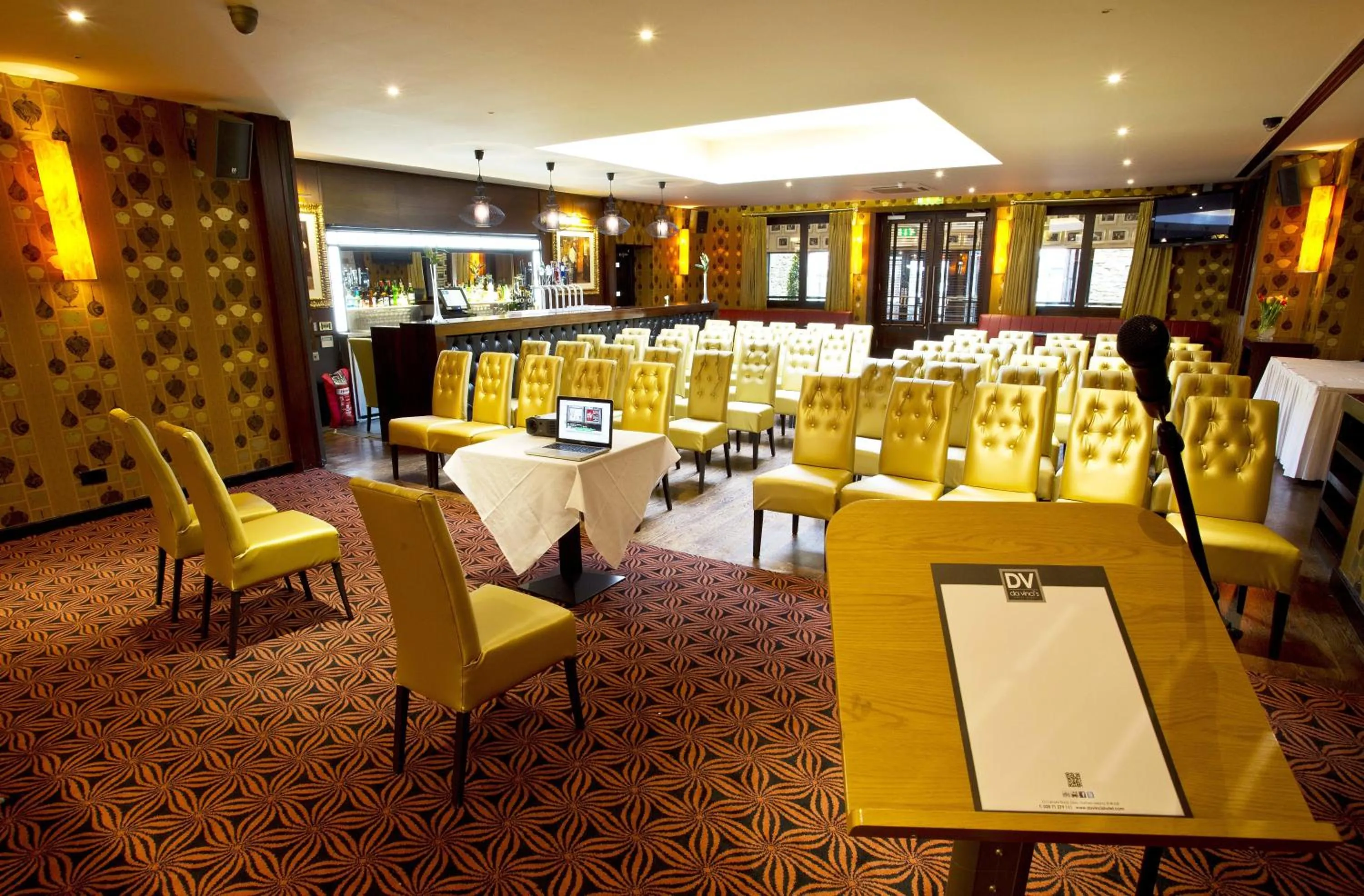 Lounge or bar in Da Vinci's Hotel