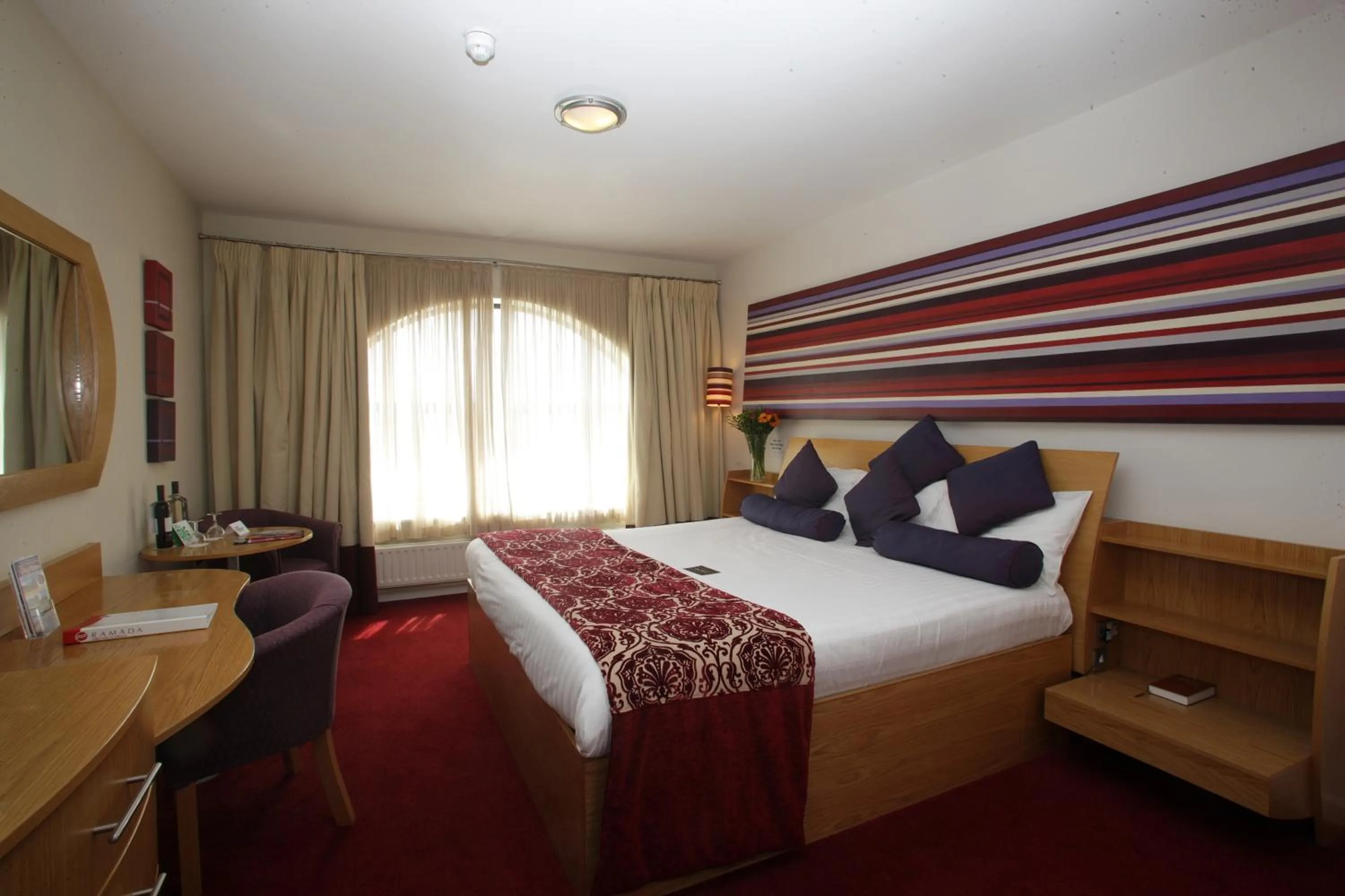 Superior King Room in Da Vinci's Hotel