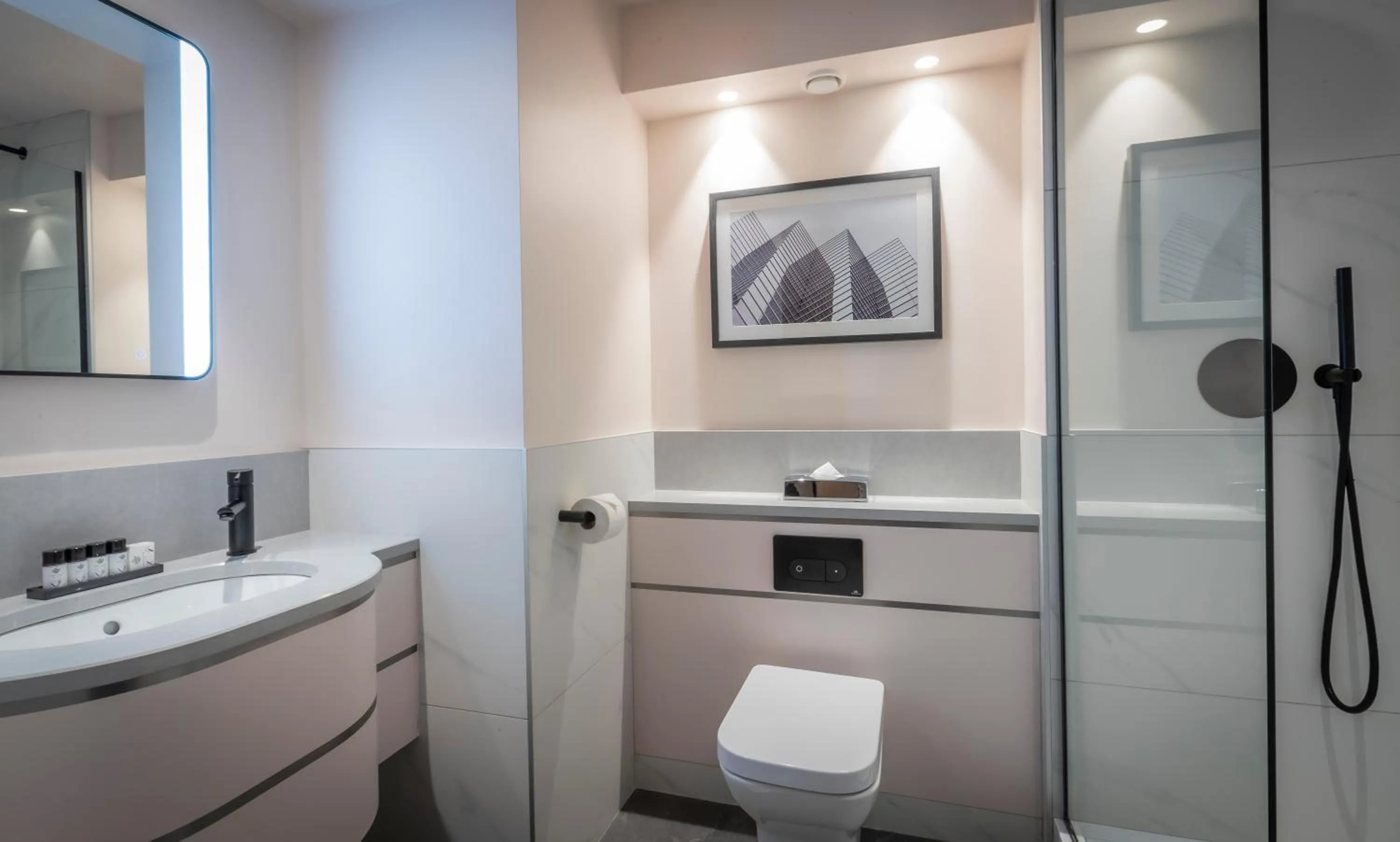 Bathroom in The Spencer Hotel