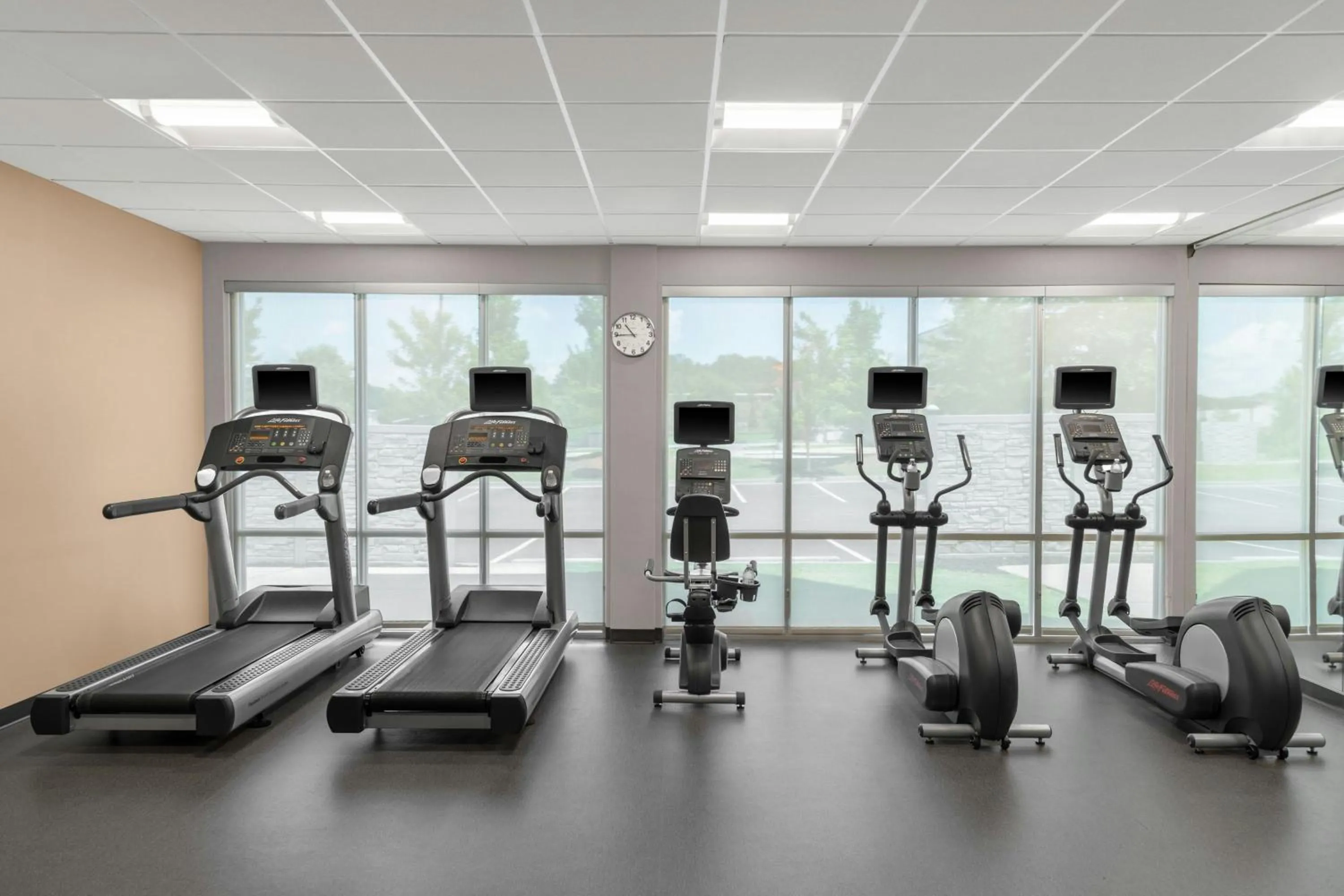 Fitness centre/facilities in Fairfield Inn & Suites by Marriott Atlanta Acworth