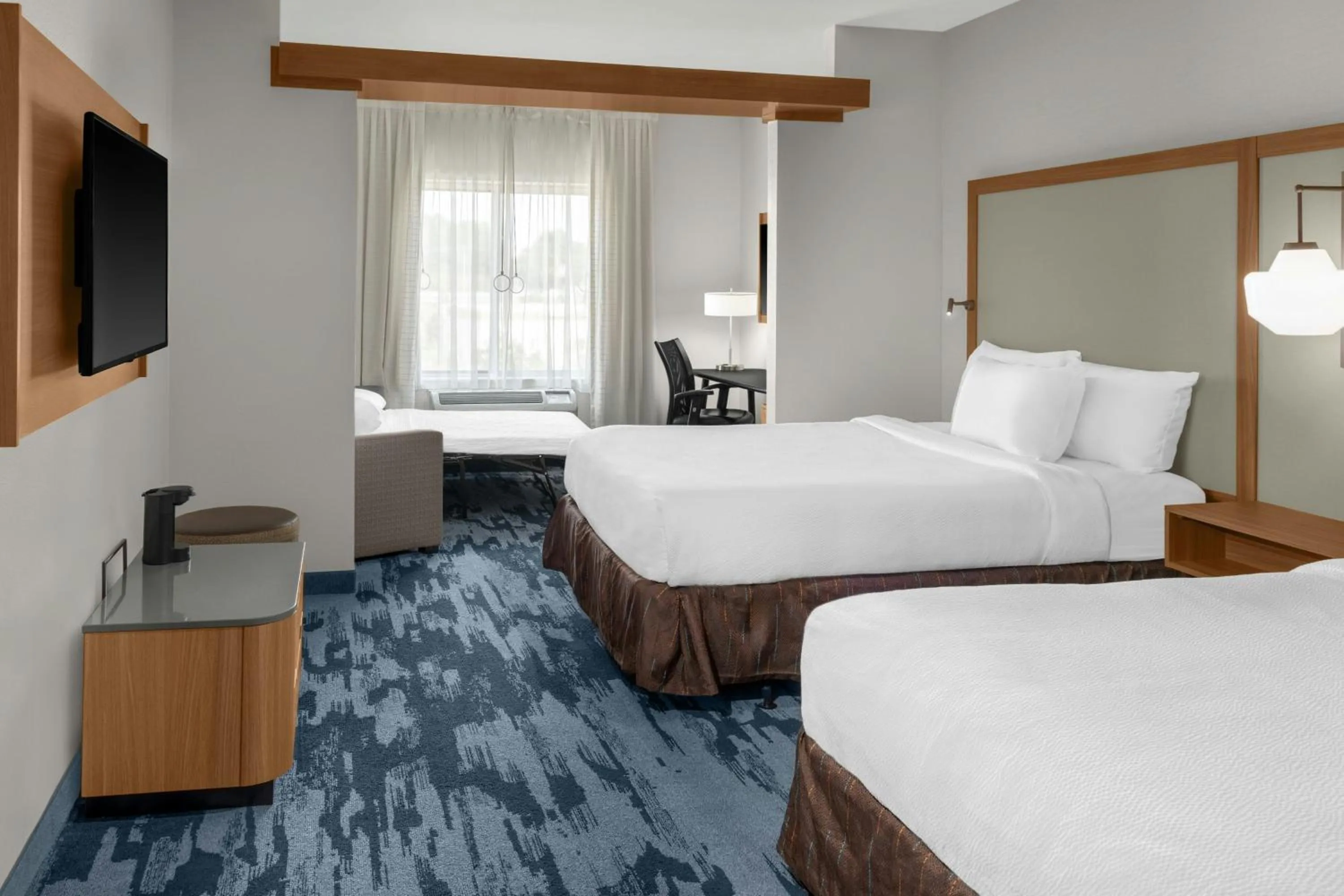 Bedroom, Bed in Fairfield Inn & Suites by Marriott Atlanta Acworth