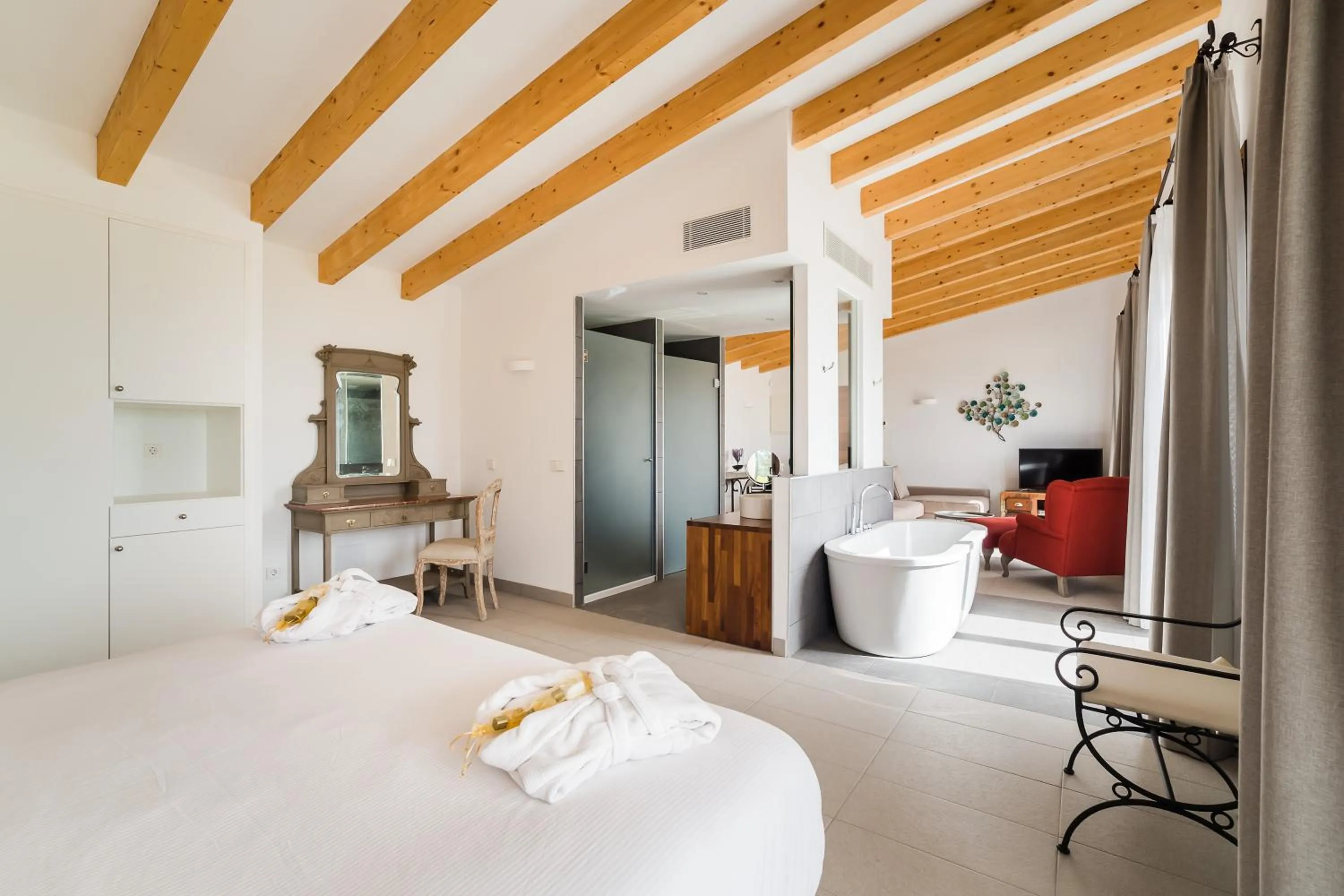 Bed in Agroturismo Ses Vistes