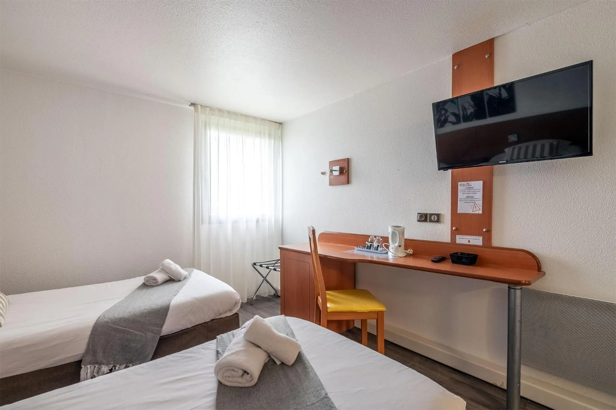 Bed in Kyriad Bergerac