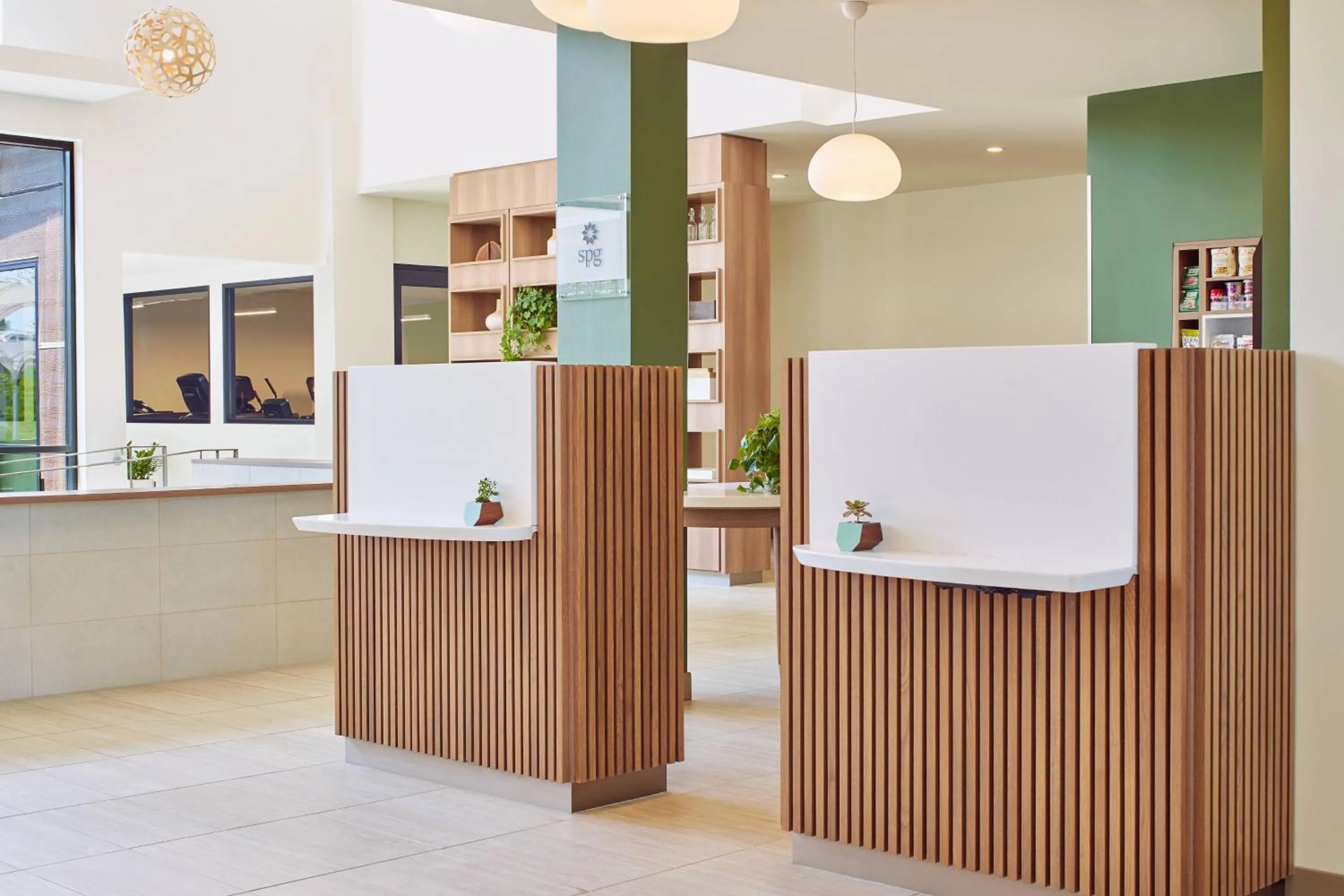 Lobby or reception in Element West Des Moines