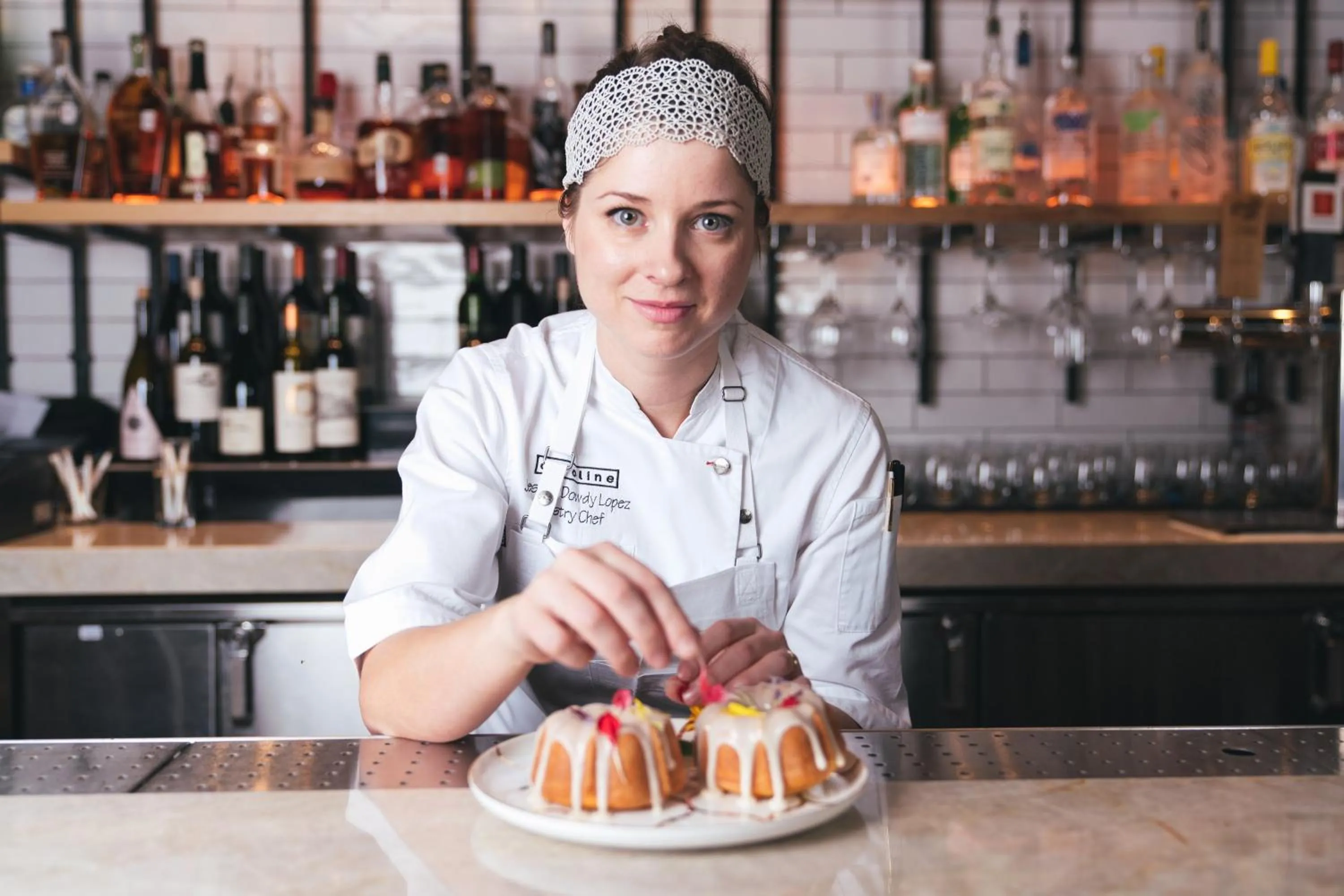 Restaurant/places to eat in Aloft Austin Downtown