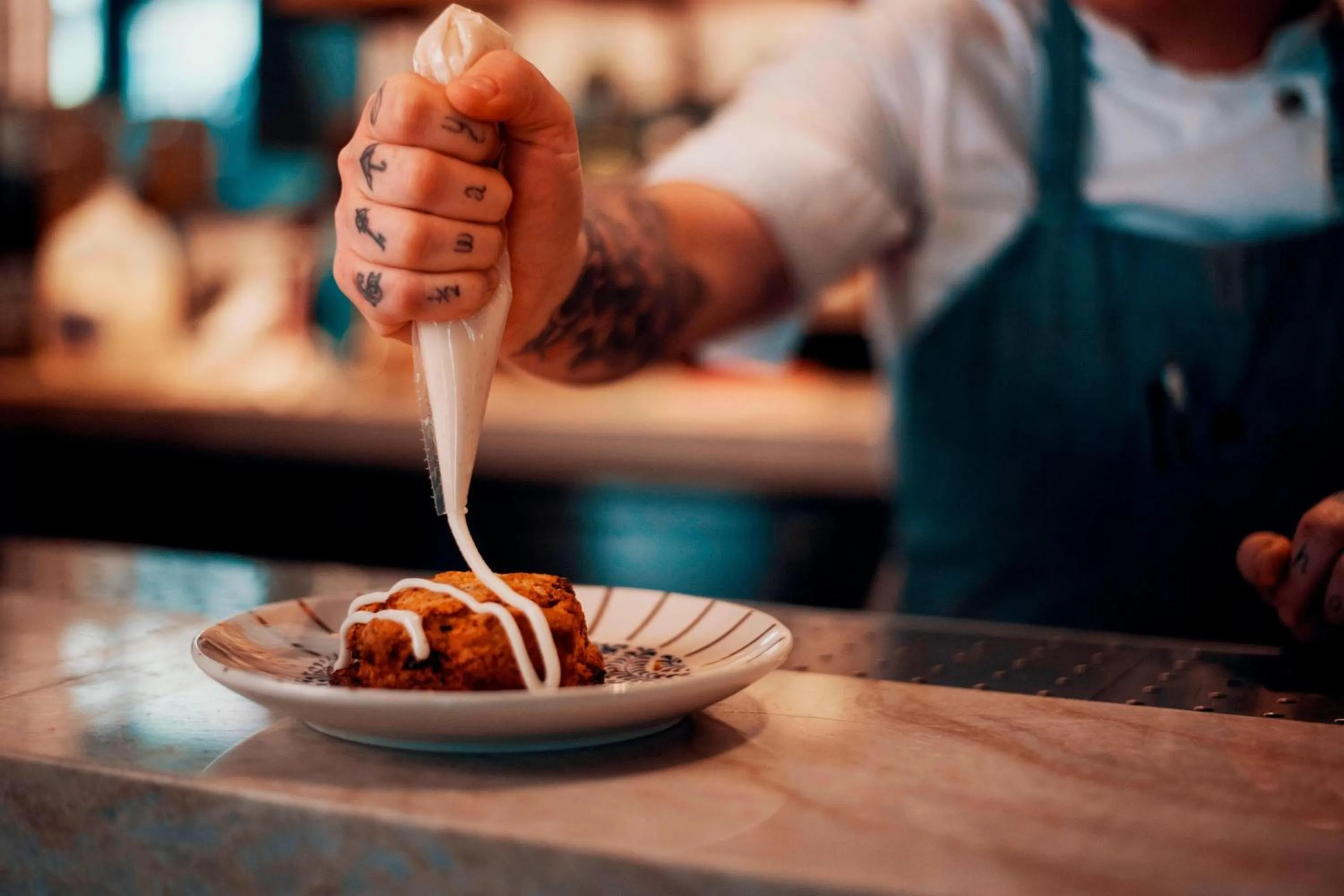 Restaurant/places to eat in Aloft Austin Downtown