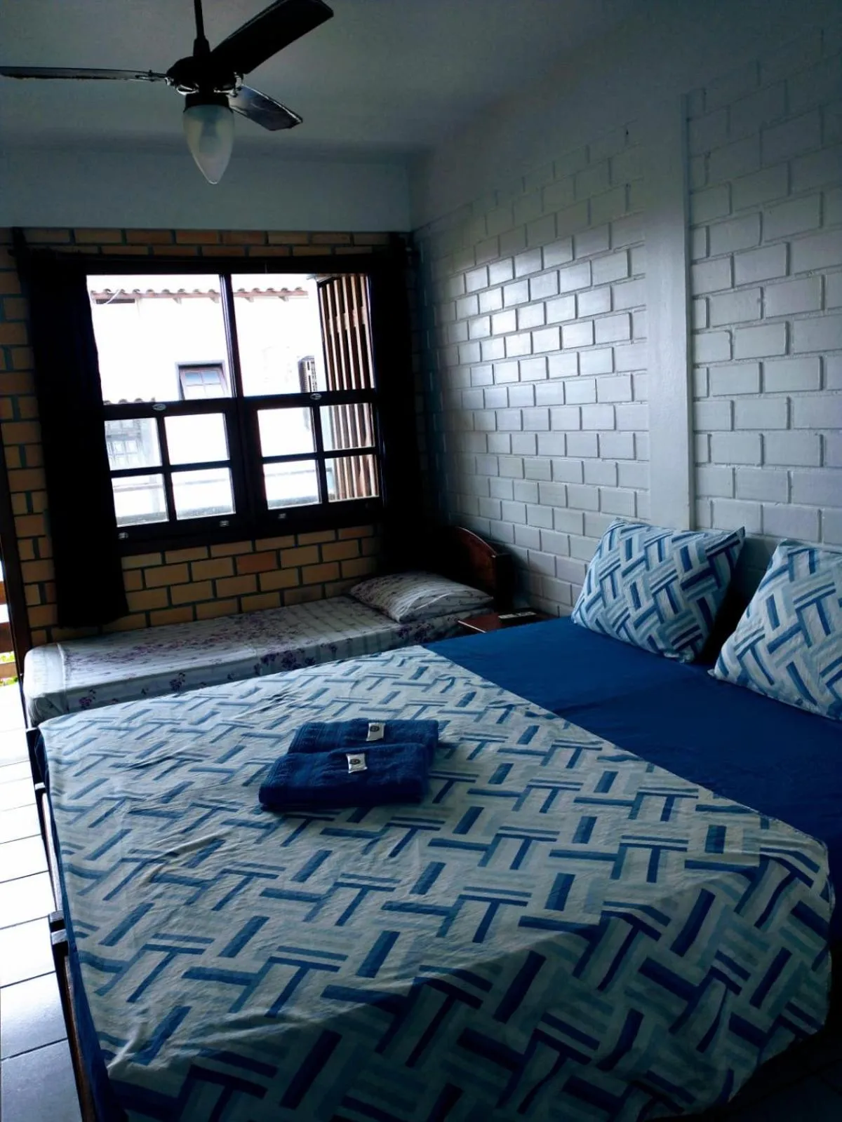 Photo of the whole room, Bed in Pousada Baleia Franca