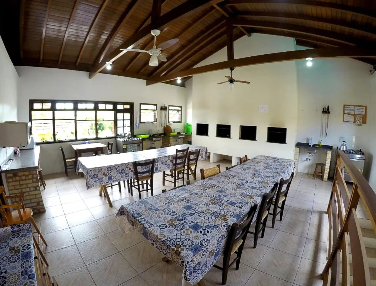 BBQ facilities in Pousada Baleia Franca