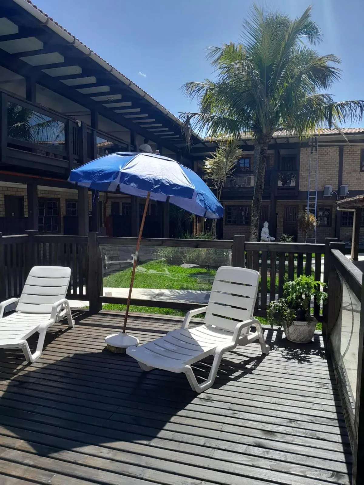 Swimming pool in Pousada Baleia Franca