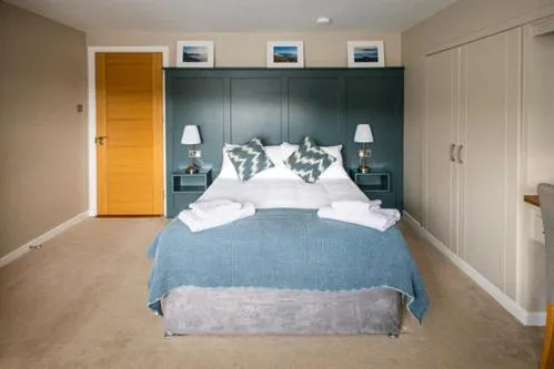 Bed in Summerfield Lodge B&B