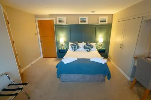 Bed in Summerfield Lodge B&B