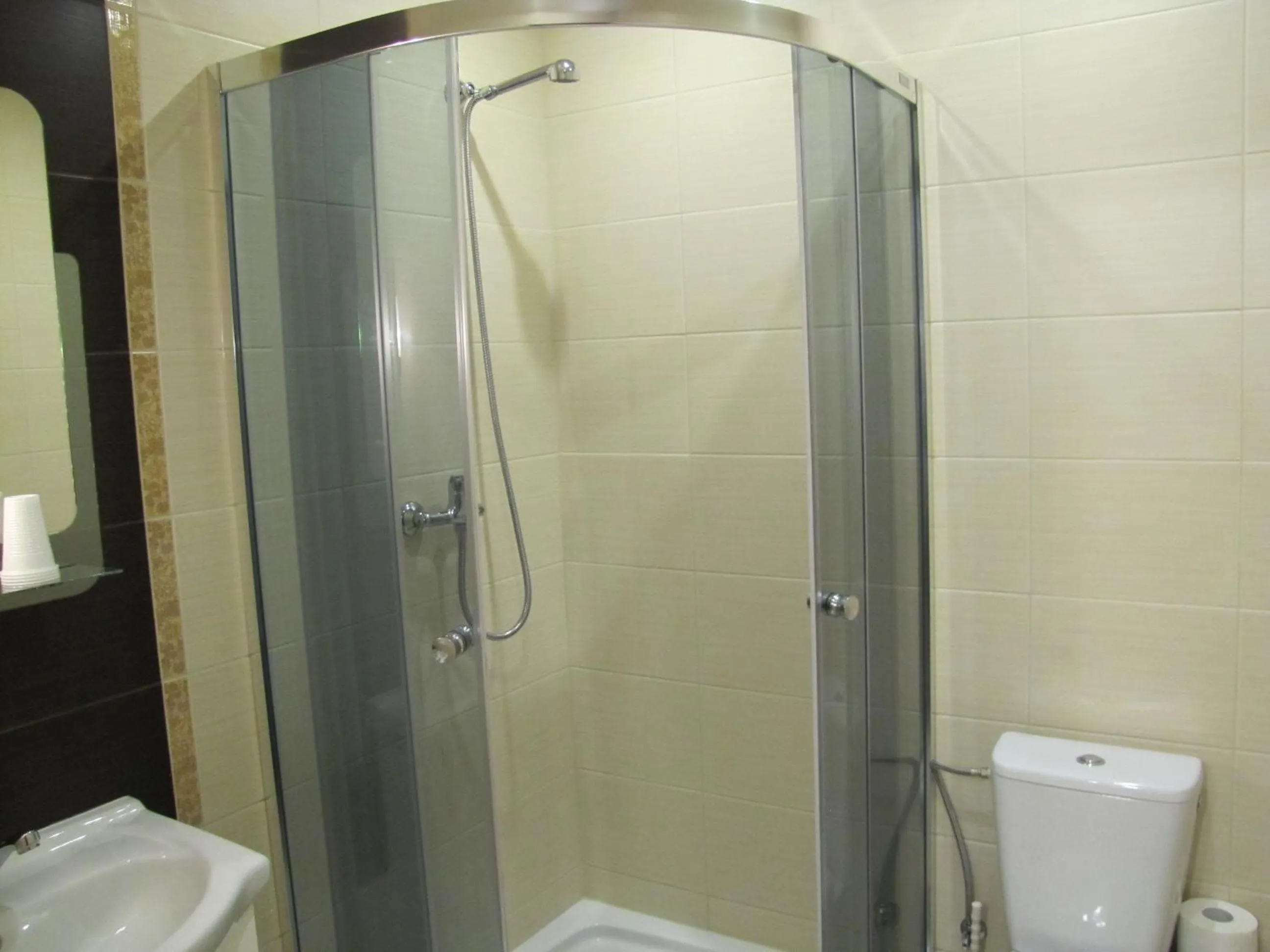 Photo of the whole room in Heveliusz