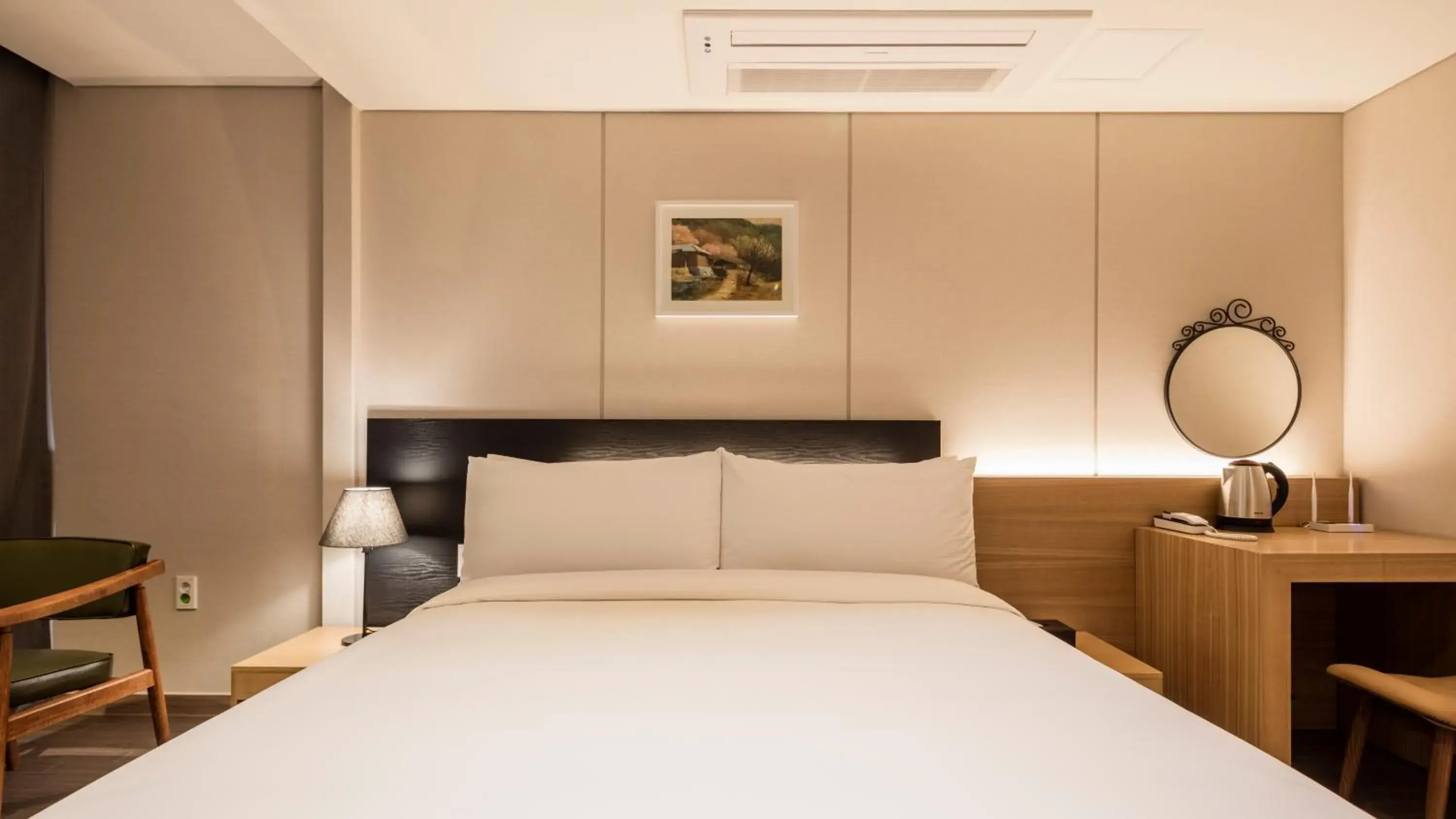 Standard Double Room in The First Stay Hotel Standard Double Room in The First Stay Hotel