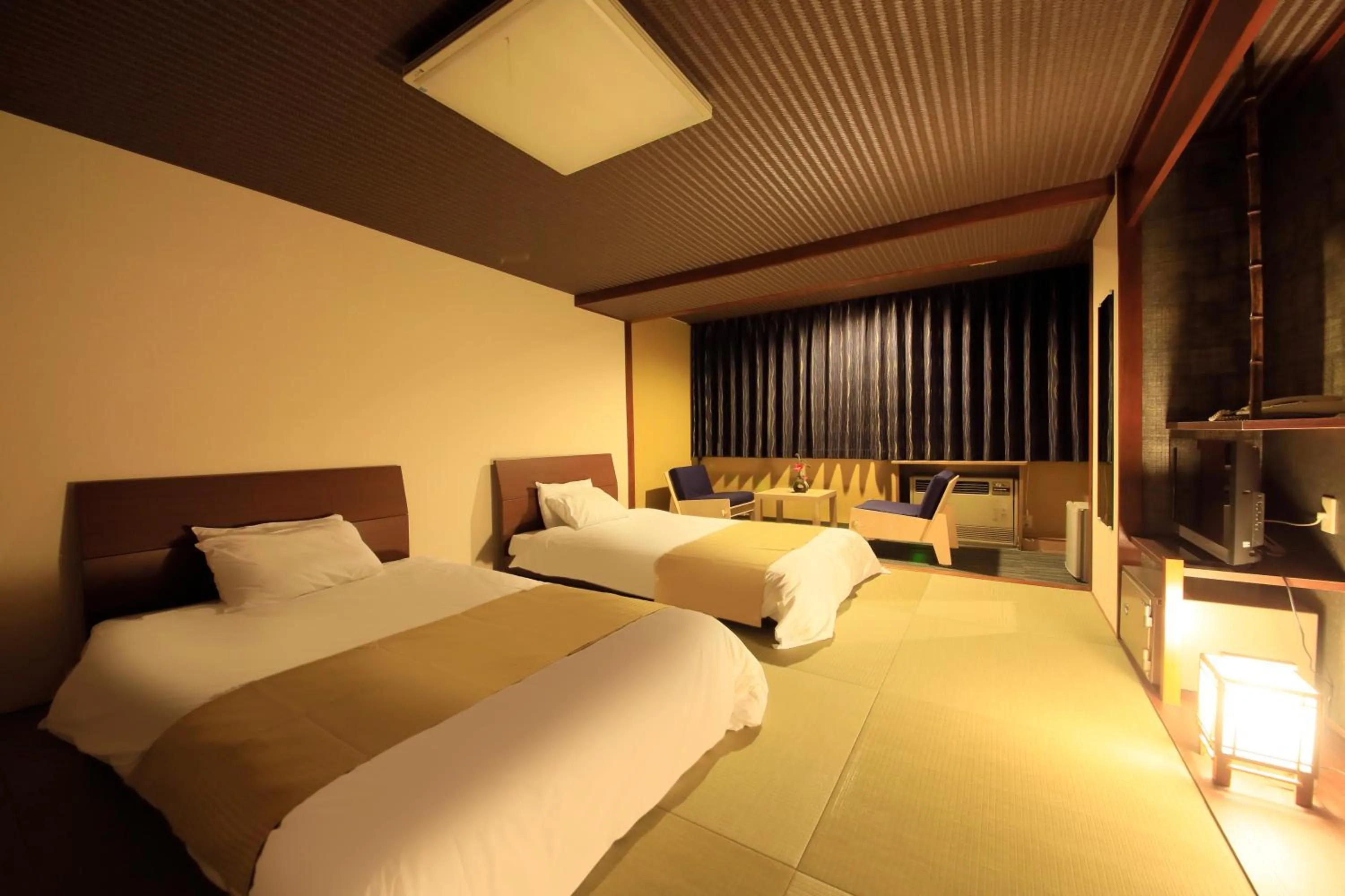 Photo of the whole room, Bed in Yutorelo Toyako
