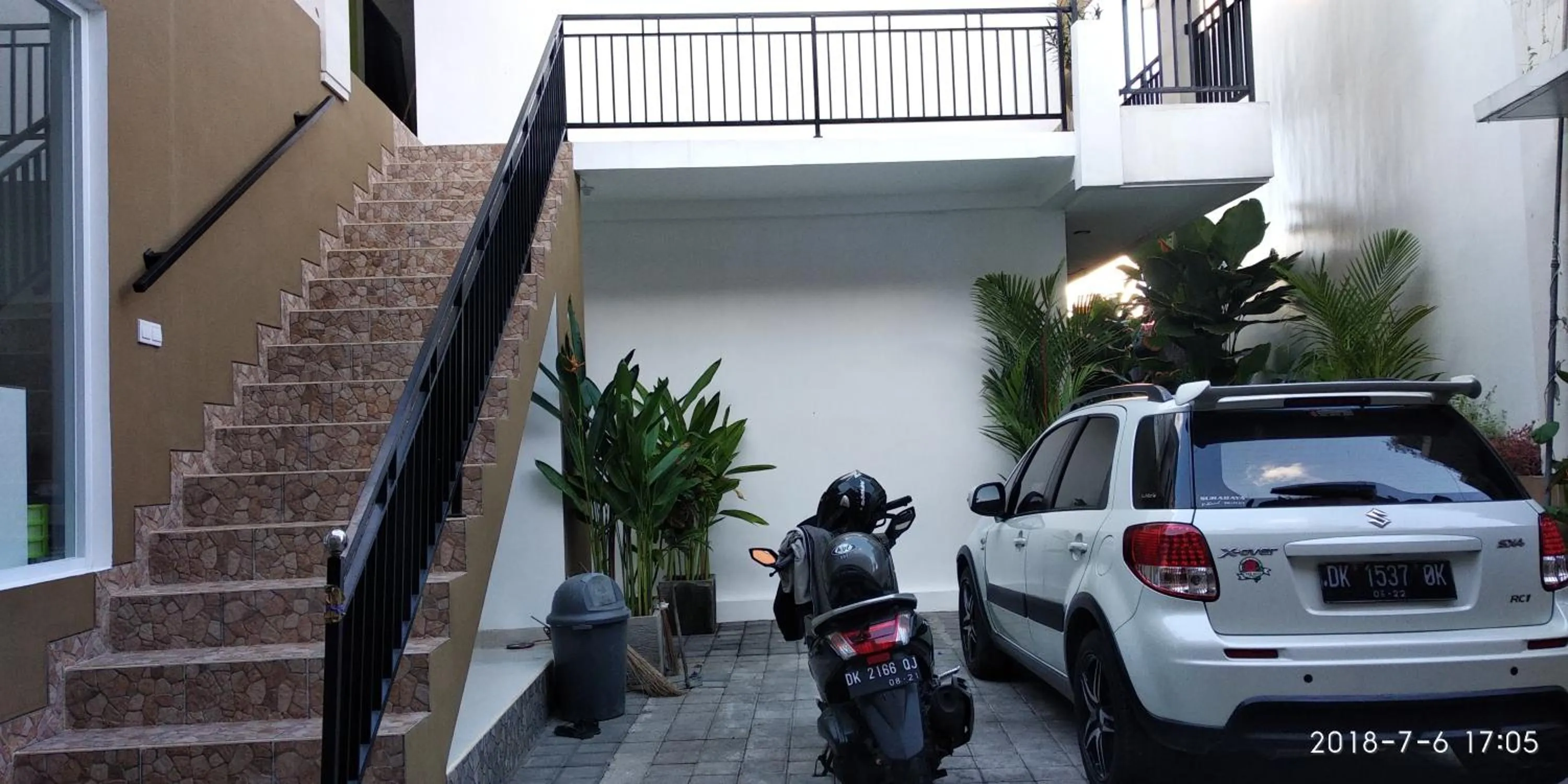 Facade/entrance in D'Pande Kuta