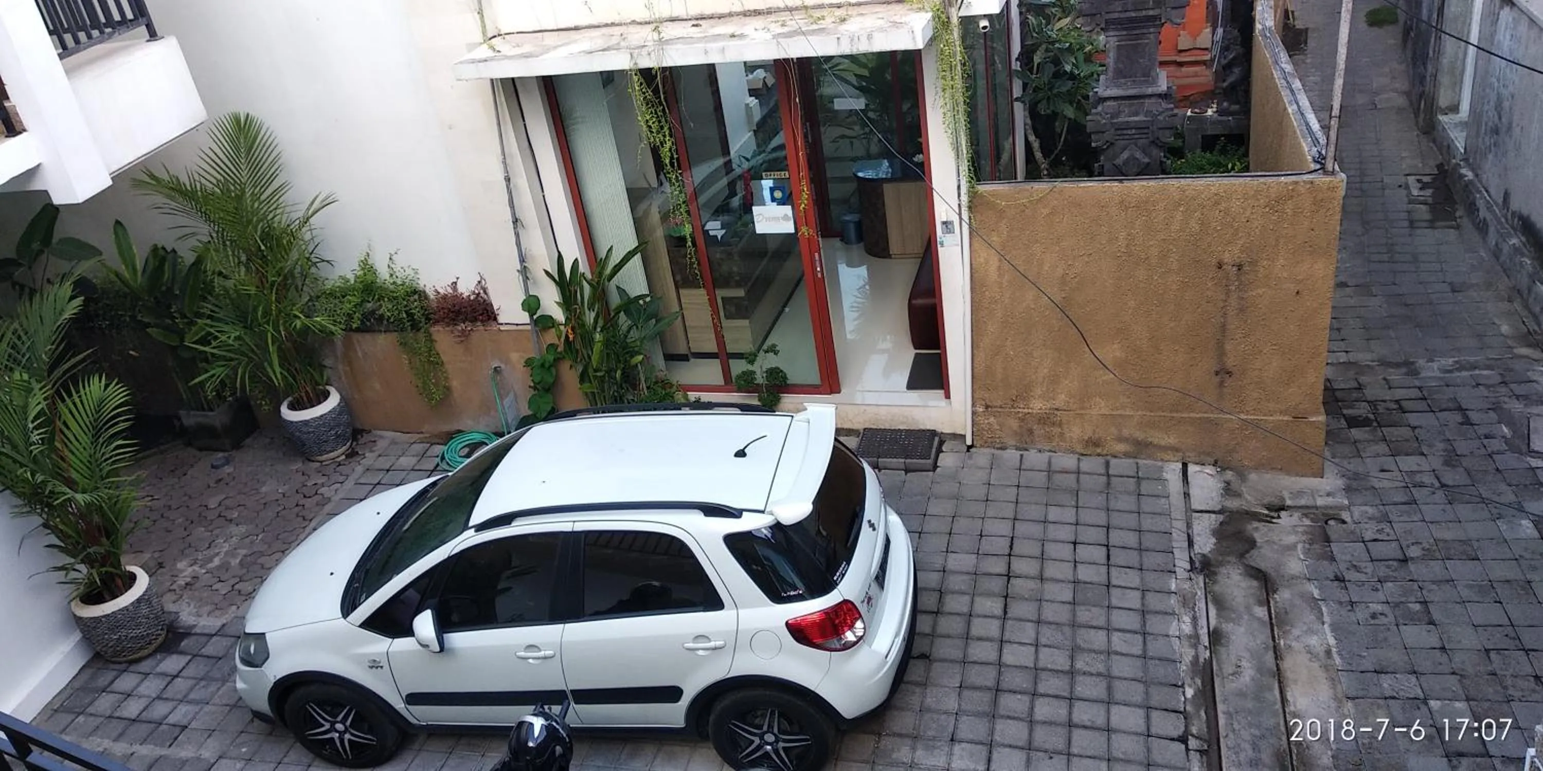 Facade/entrance in D'Pande Kuta