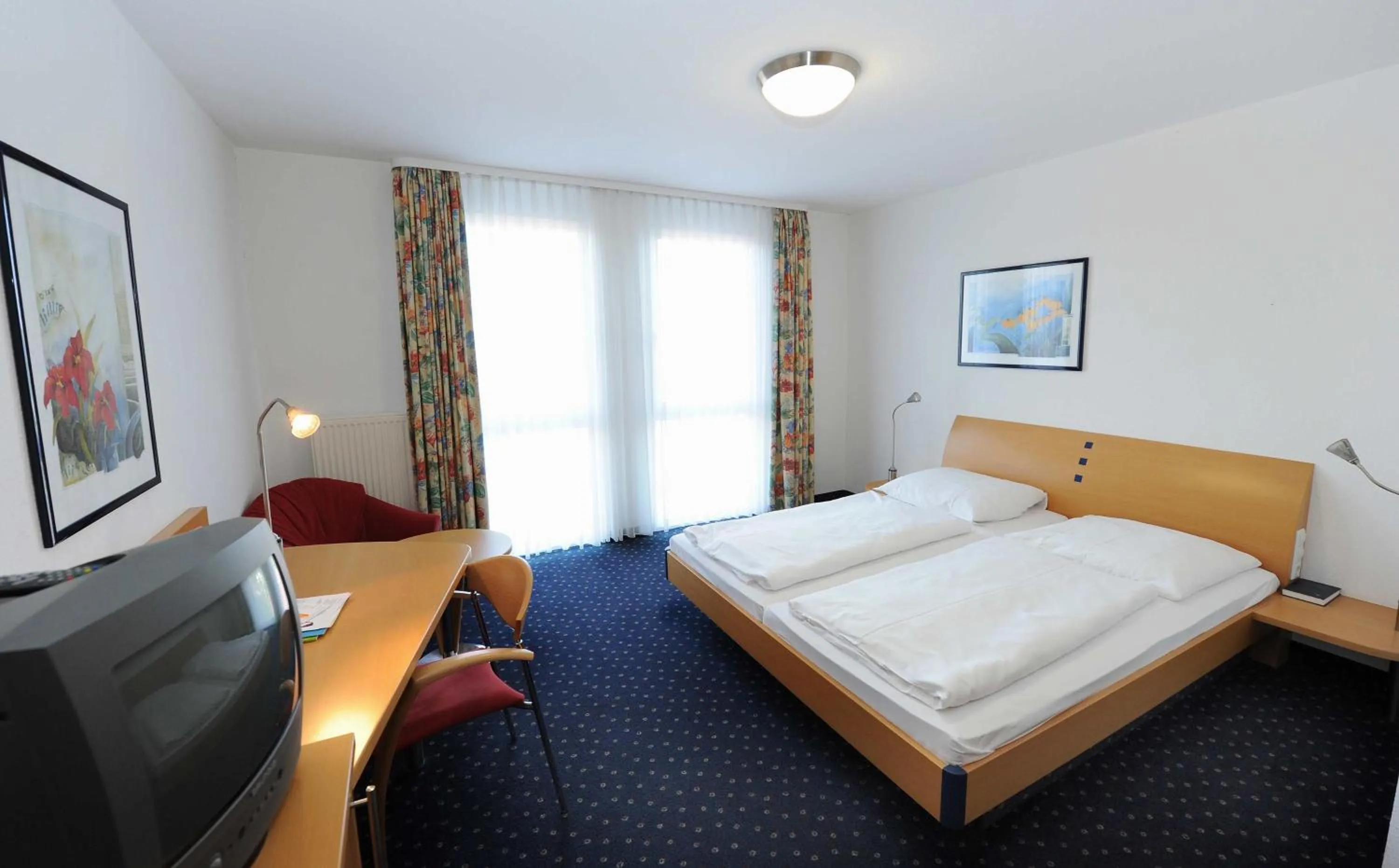 Photo of the whole room, Bed in Landhotel Gasthof Krone