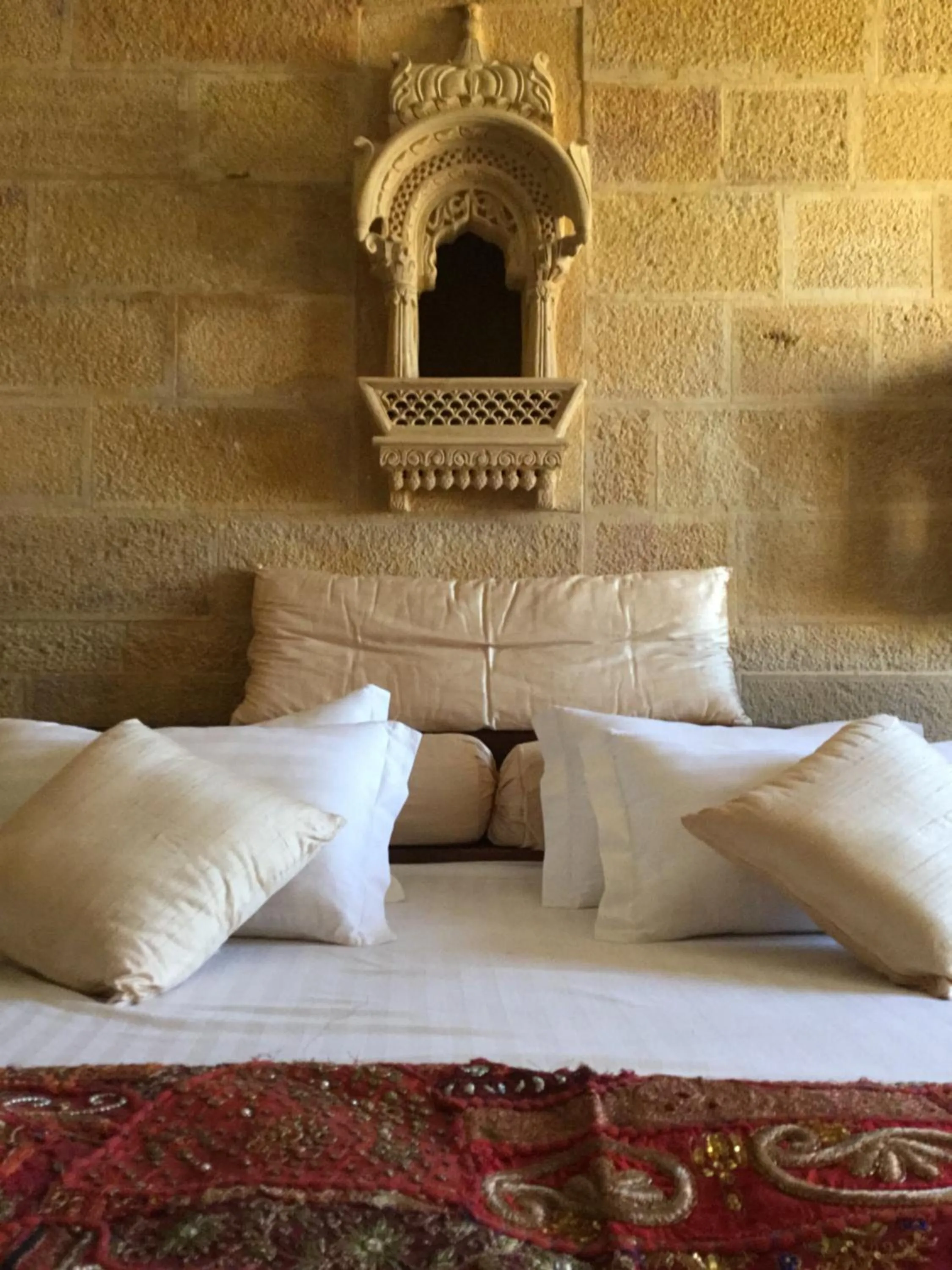 Bedroom, Bed in Fort Villa