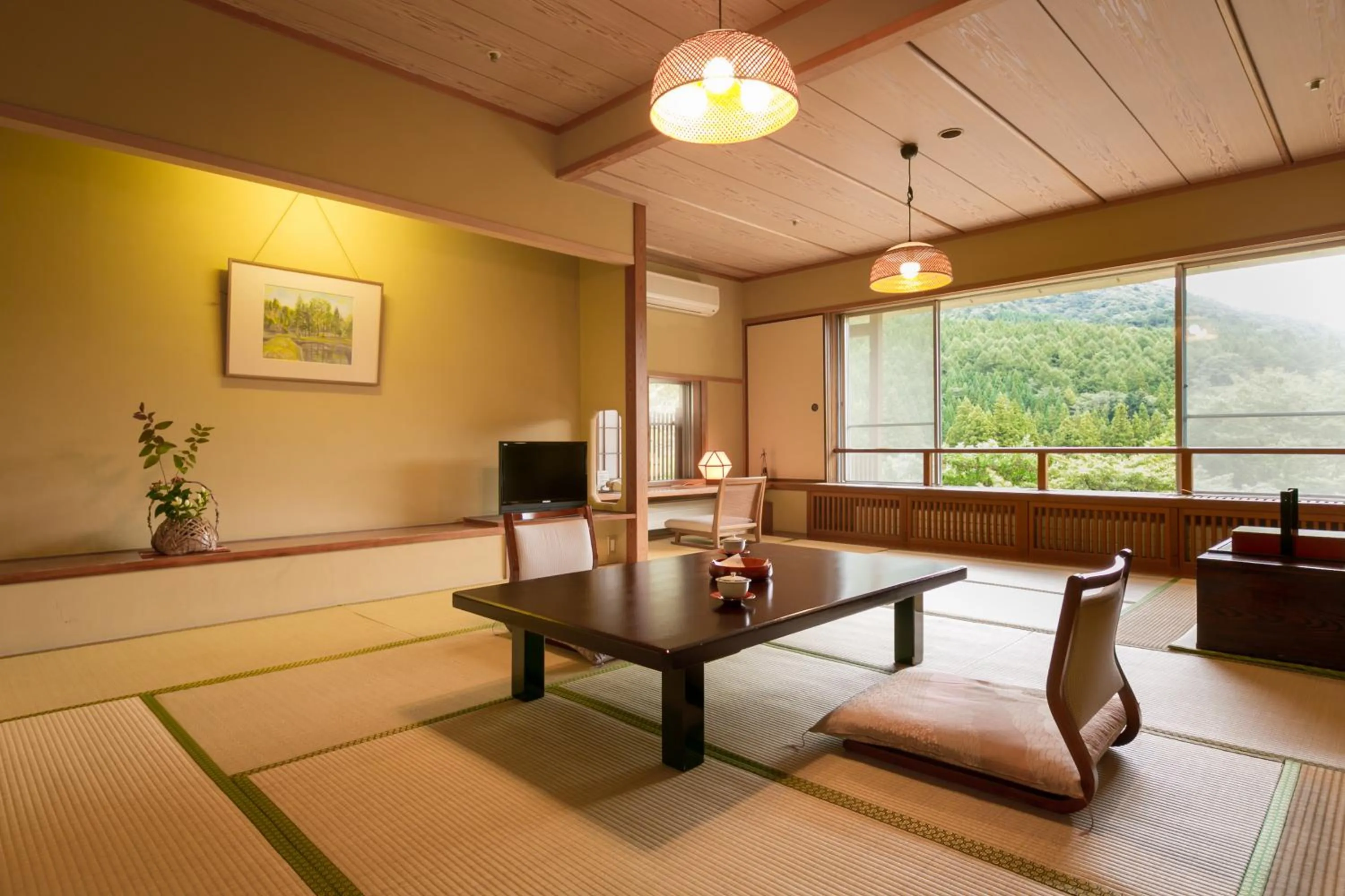 Photo of the whole room in Shima Tamura