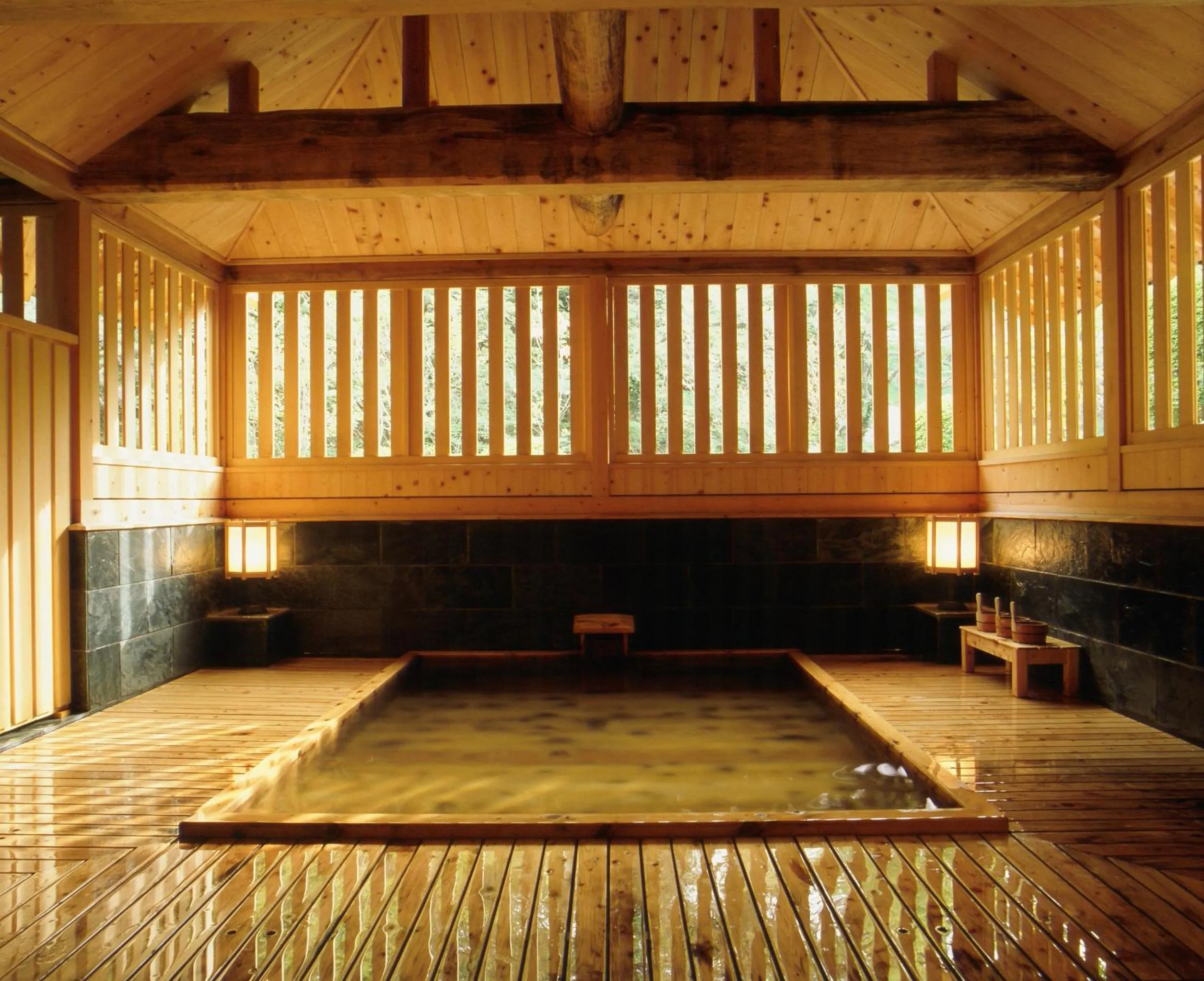 Hot Spring Bath in Shima Tamura