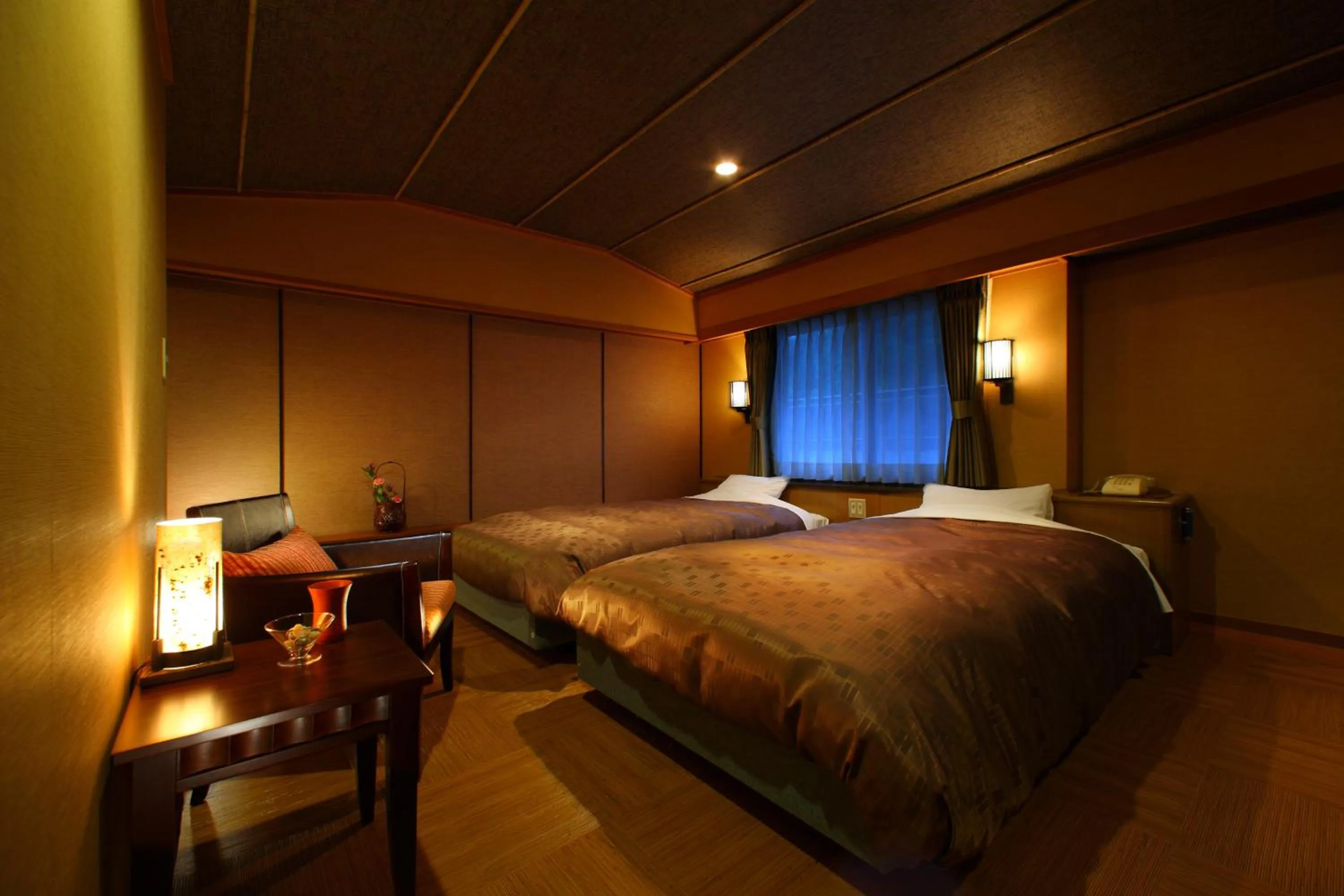 Photo of the whole room, Bed in Shima Tamura