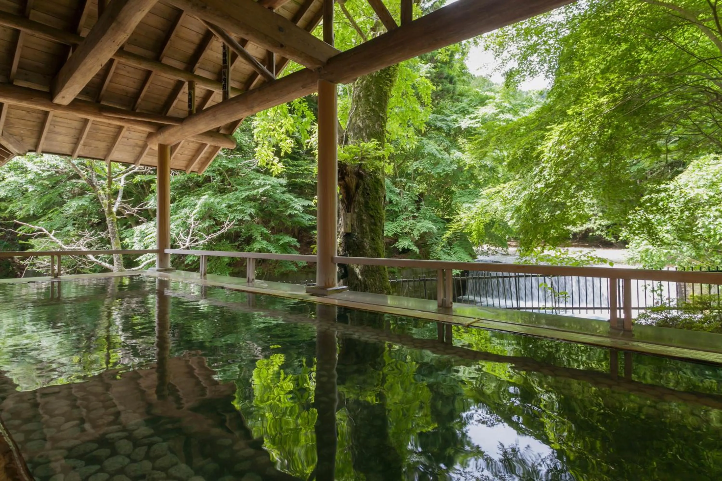 Hot Spring Bath in Shima Tamura
