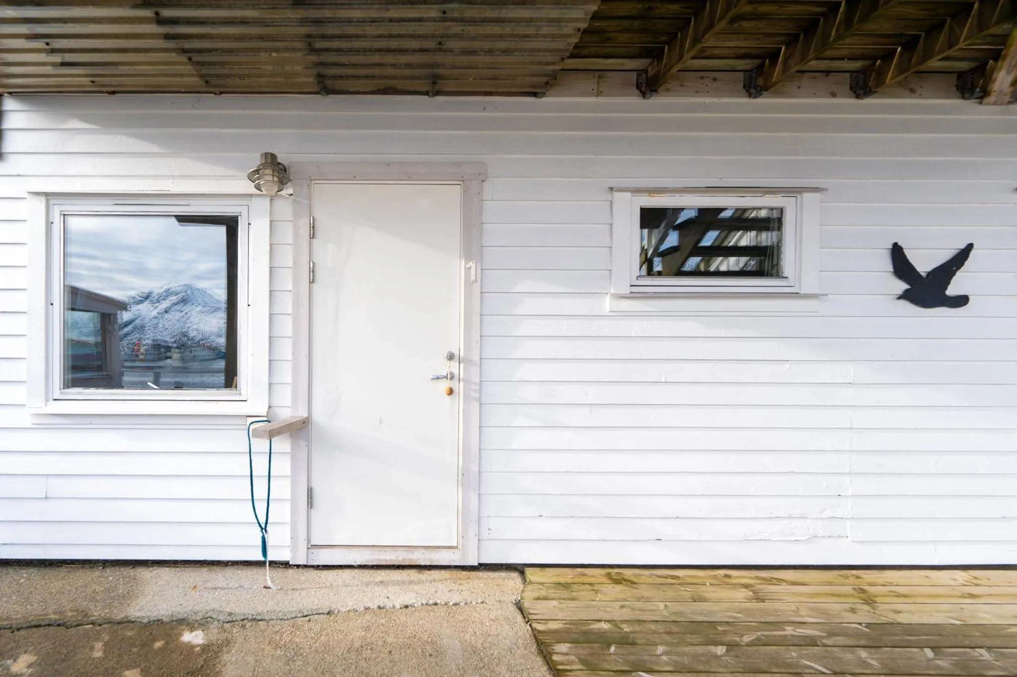 Property building in Lydersen Rorbuer Budget Hostel & Private Apartments