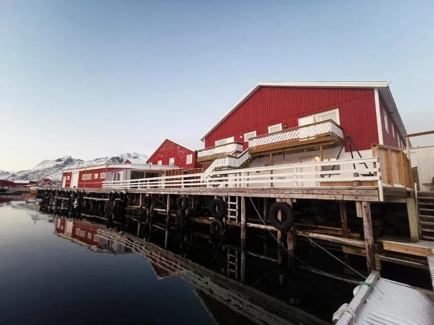 Property building in Lydersen Rorbuer Budget Hostel & Private Apartments