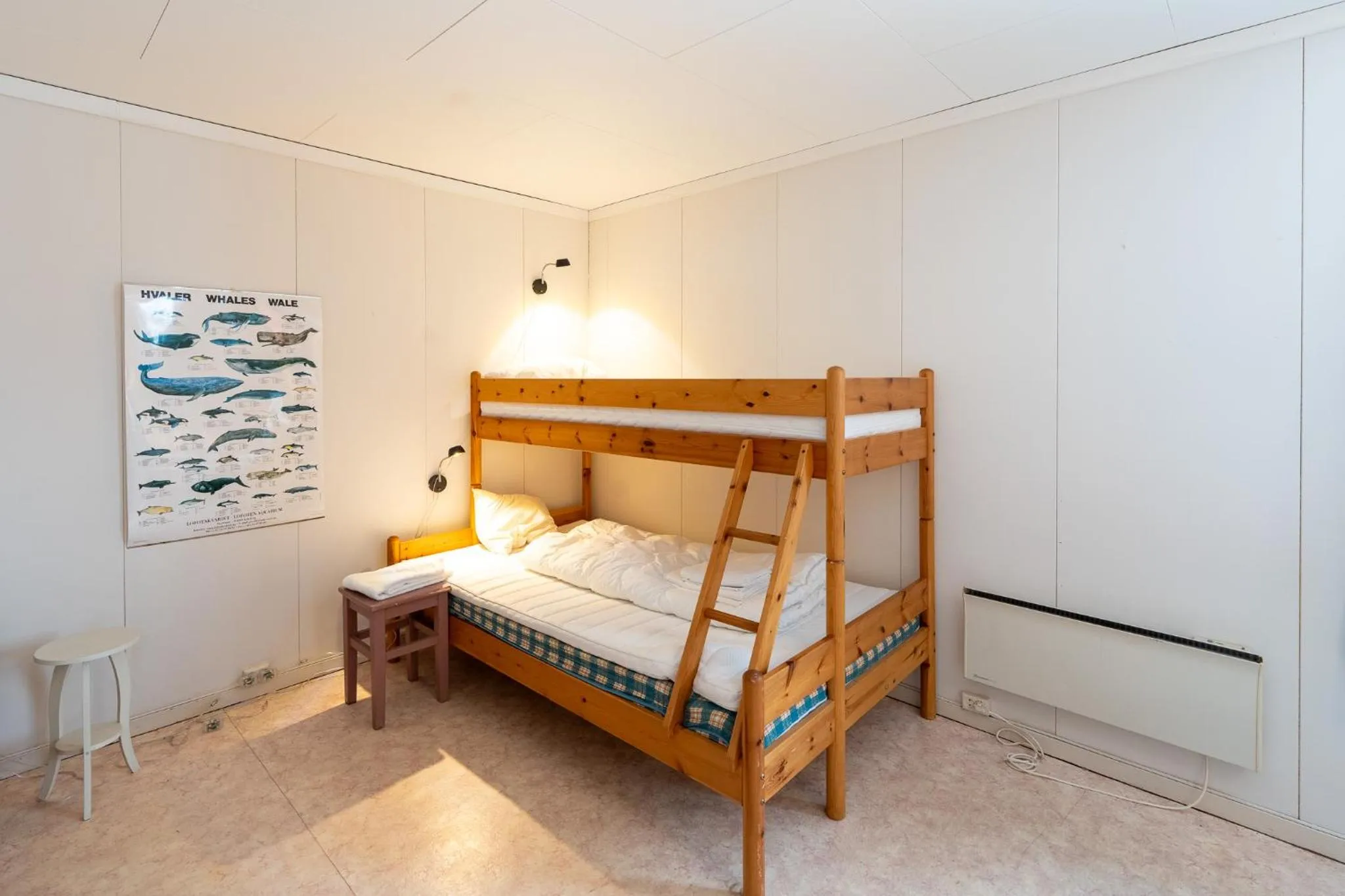 Bed in Lydersen Rorbuer Budget Hostel & Private Apartments