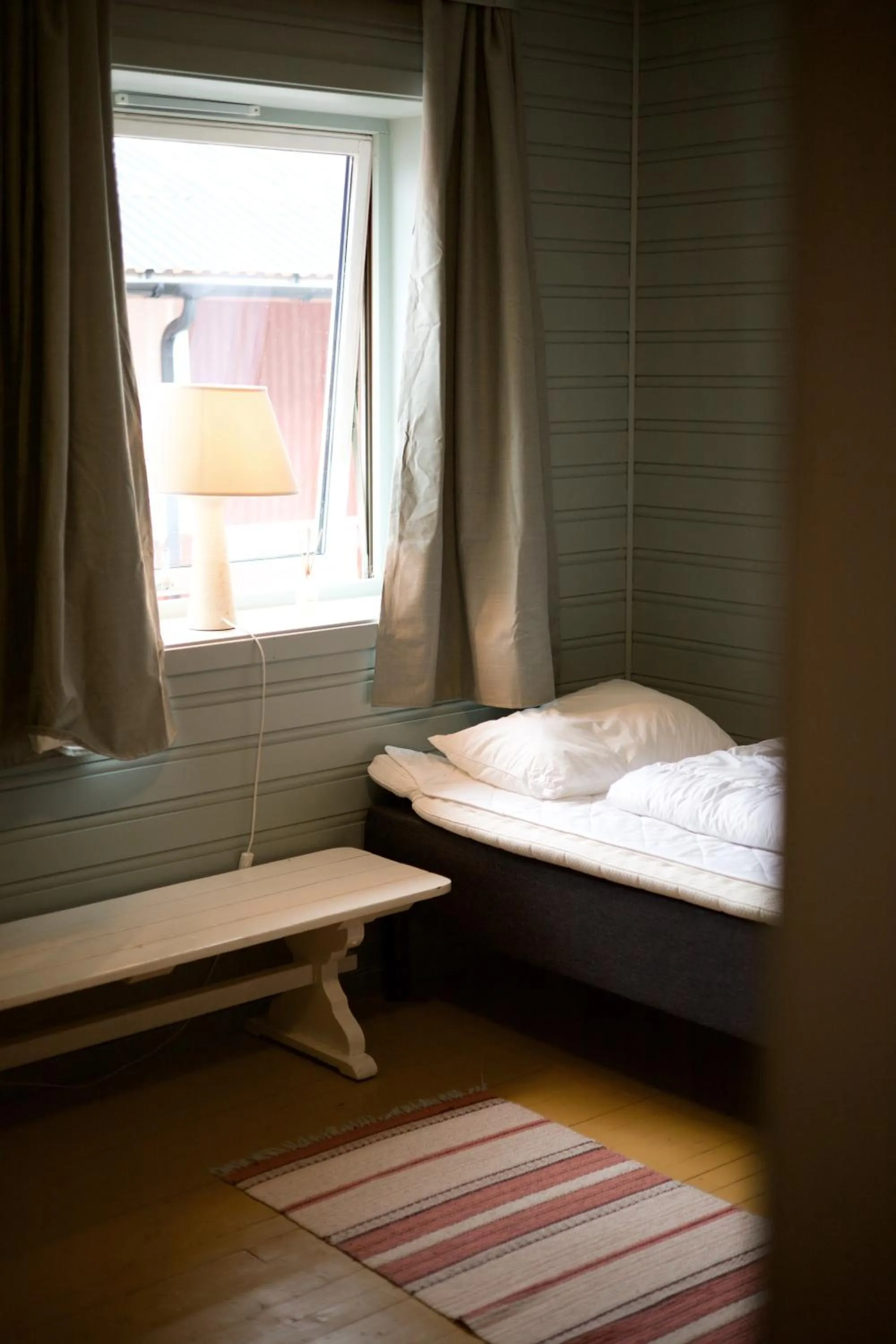 Bed in Lydersen Rorbuer Budget Hostel & Private Apartments